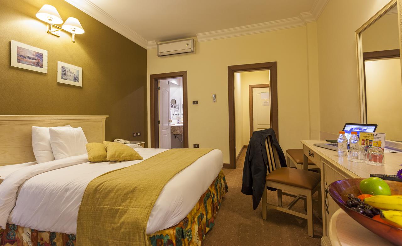 Family Room Standard