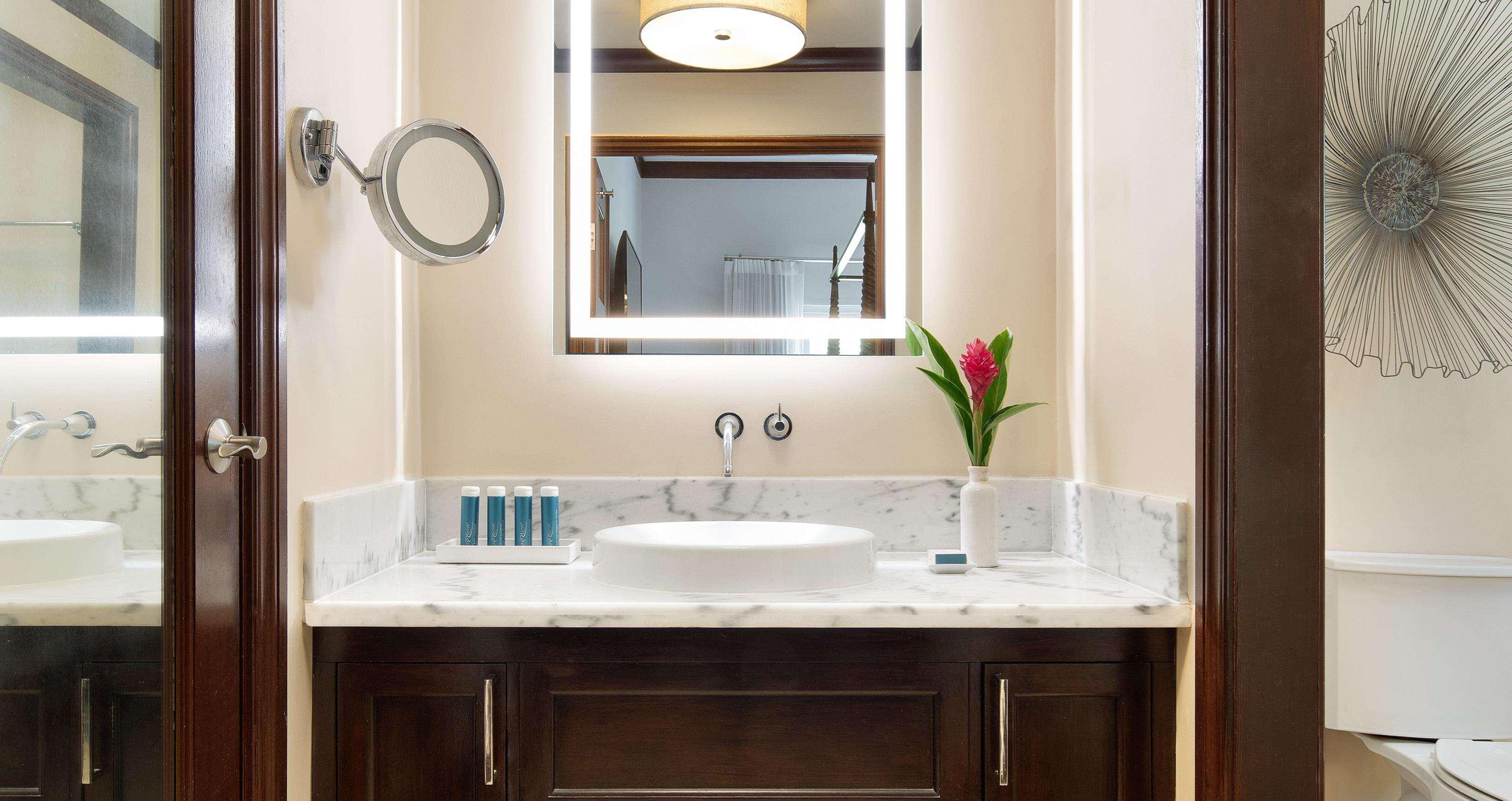 Suite Ocean View with Balcony