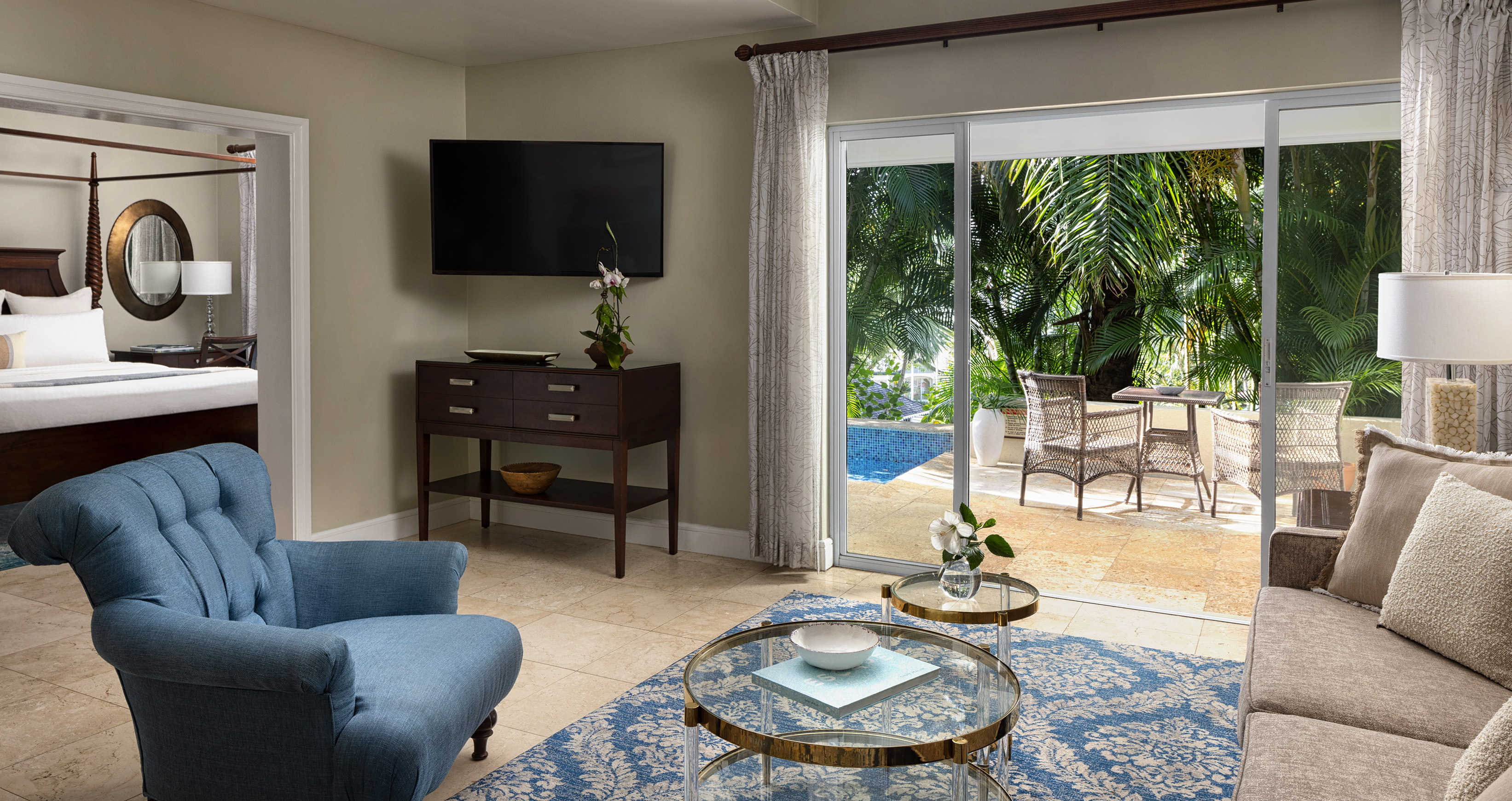 Suite Deluxe with Private Pool