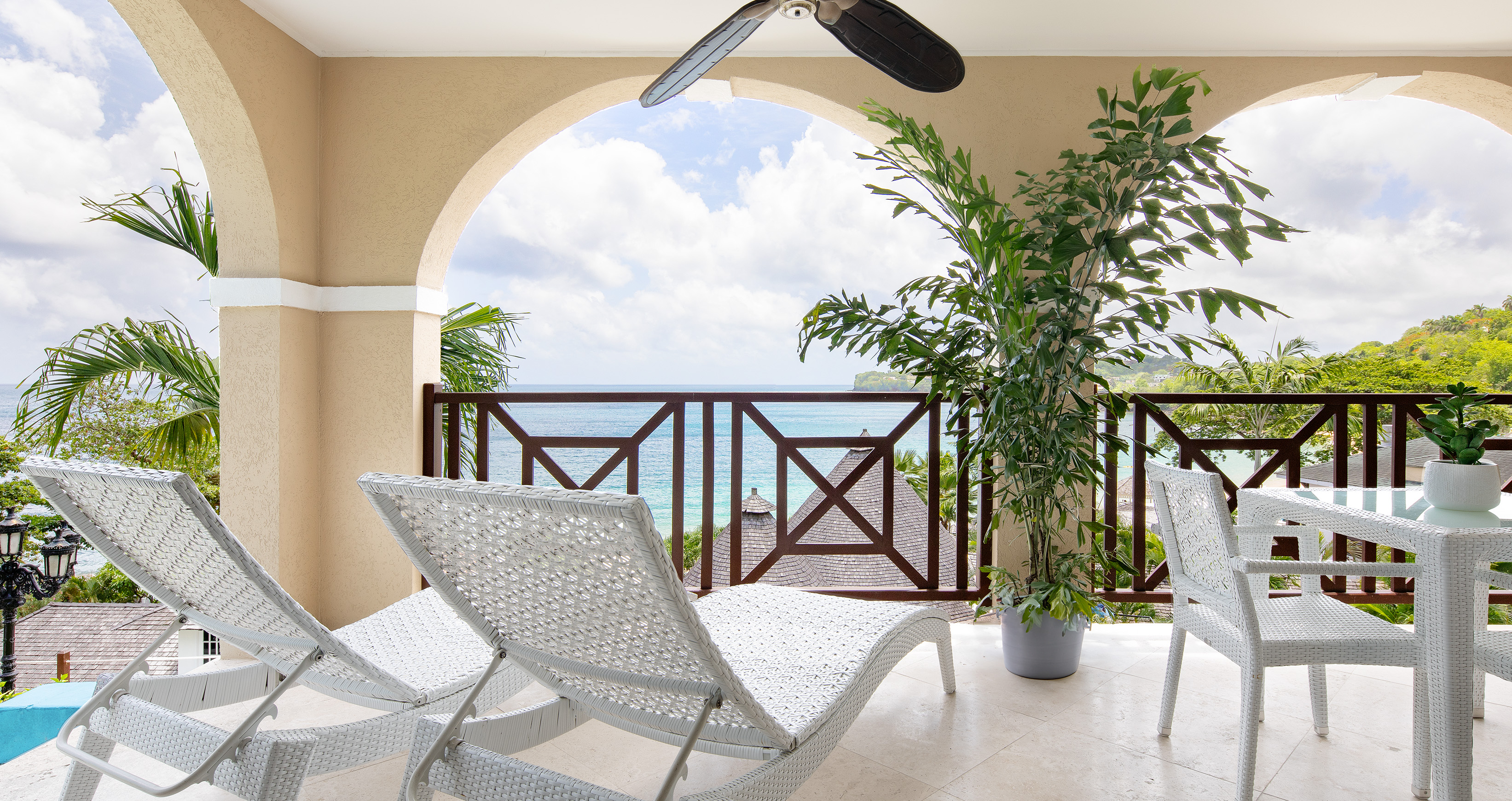 Suite Ocean View with Balcony