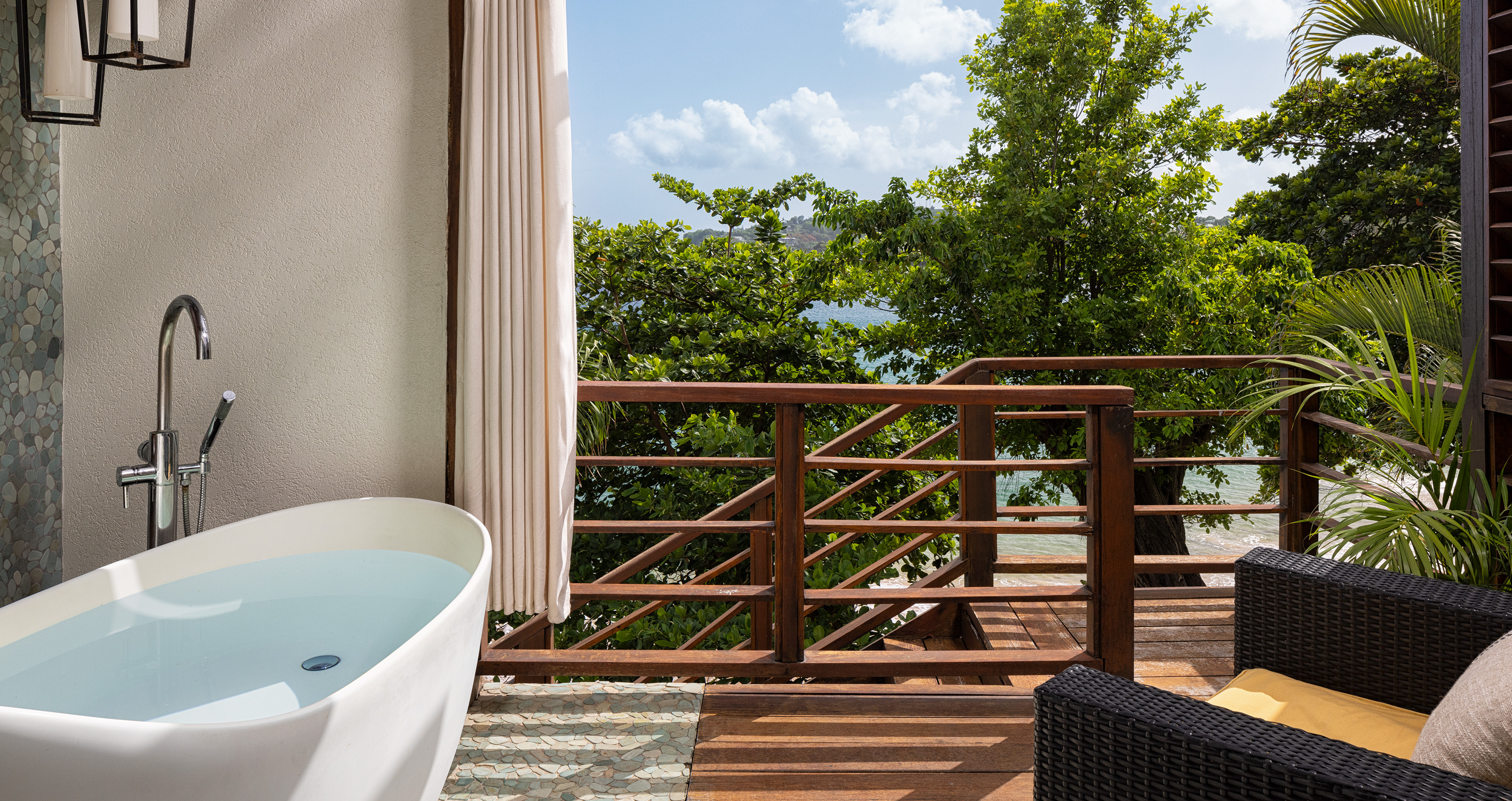 Villa Ocean Front with Balcony