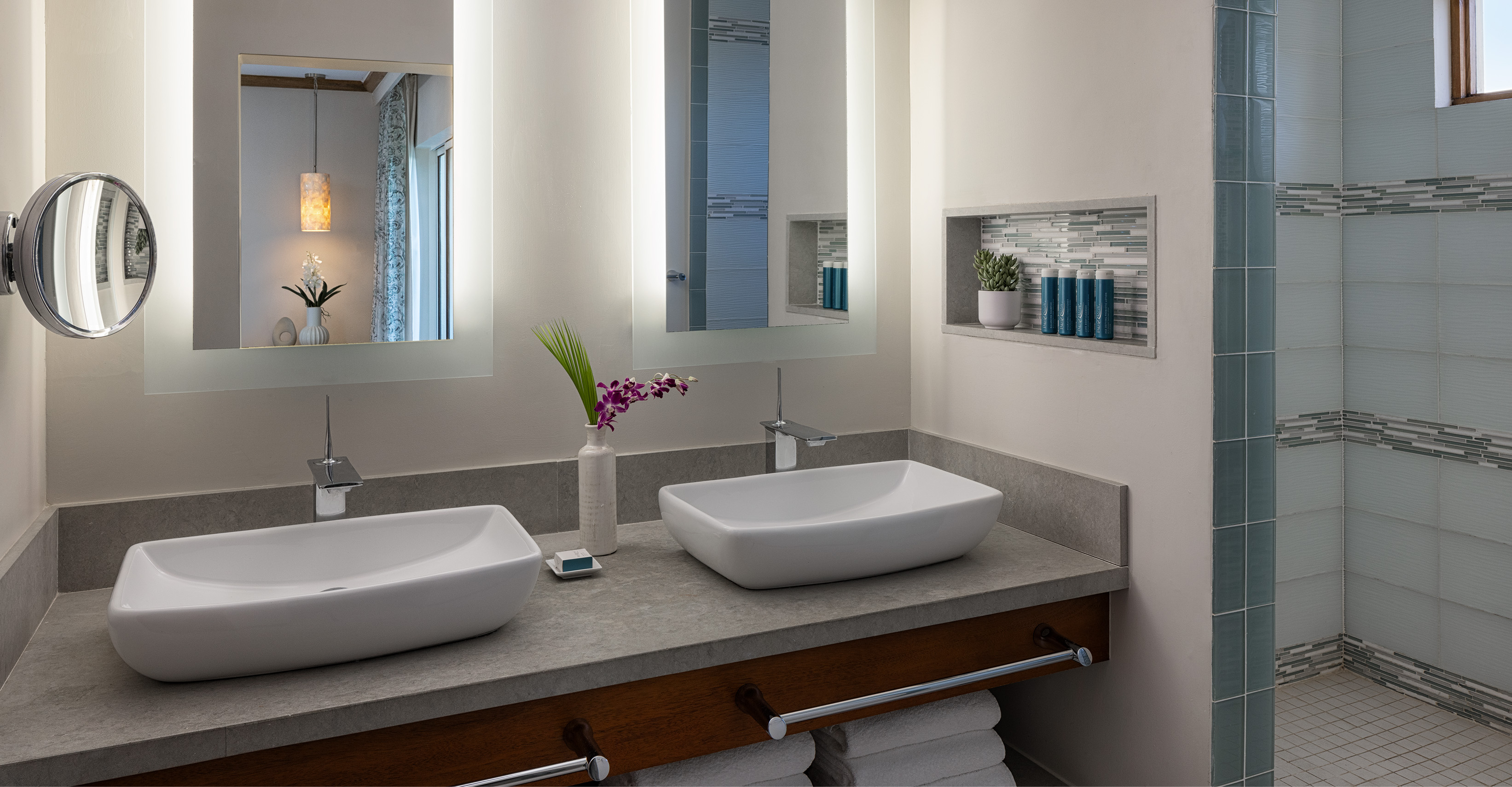 Villa Ocean Front with Balcony