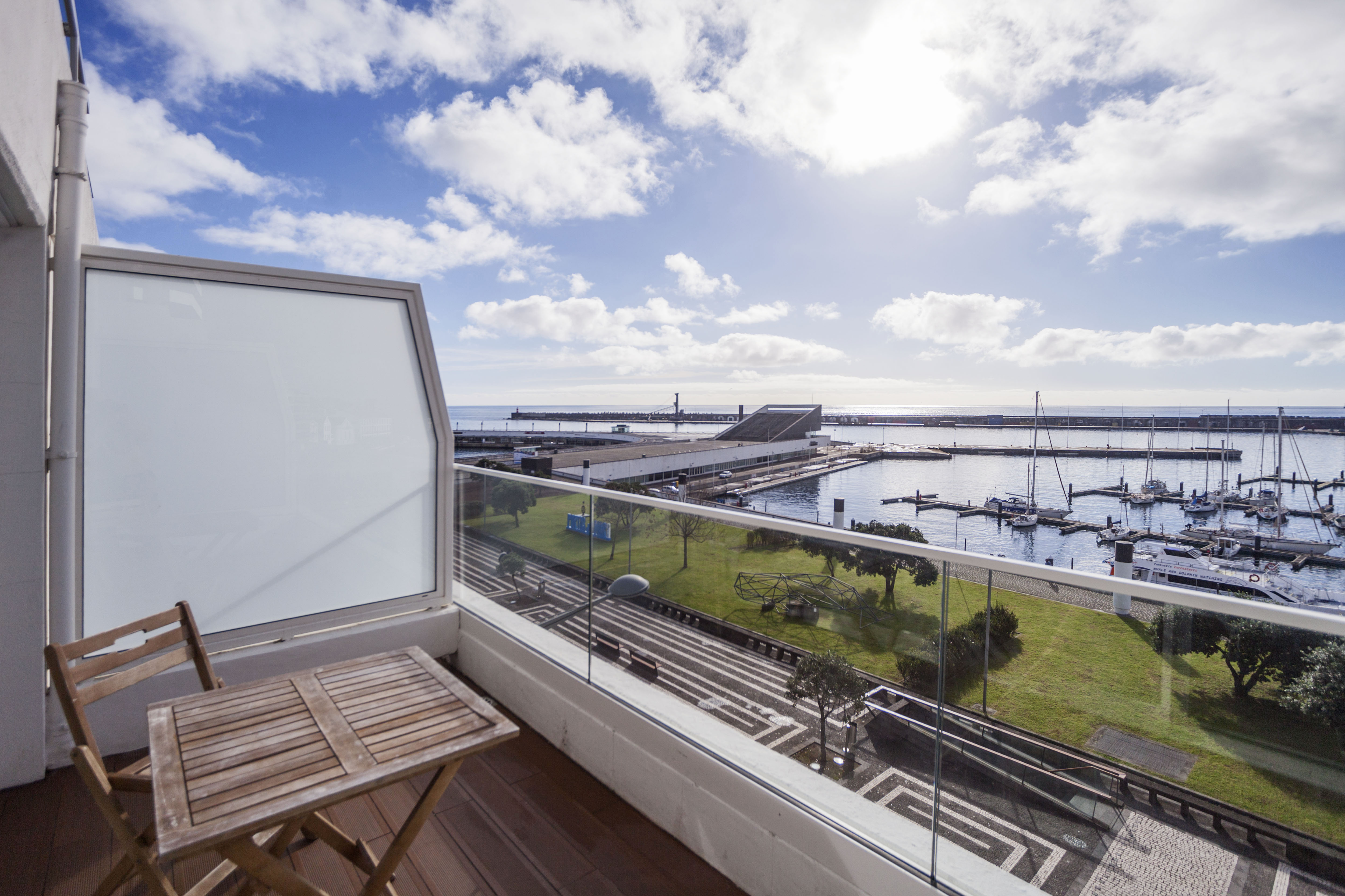 Twin Deluxe with Balcony