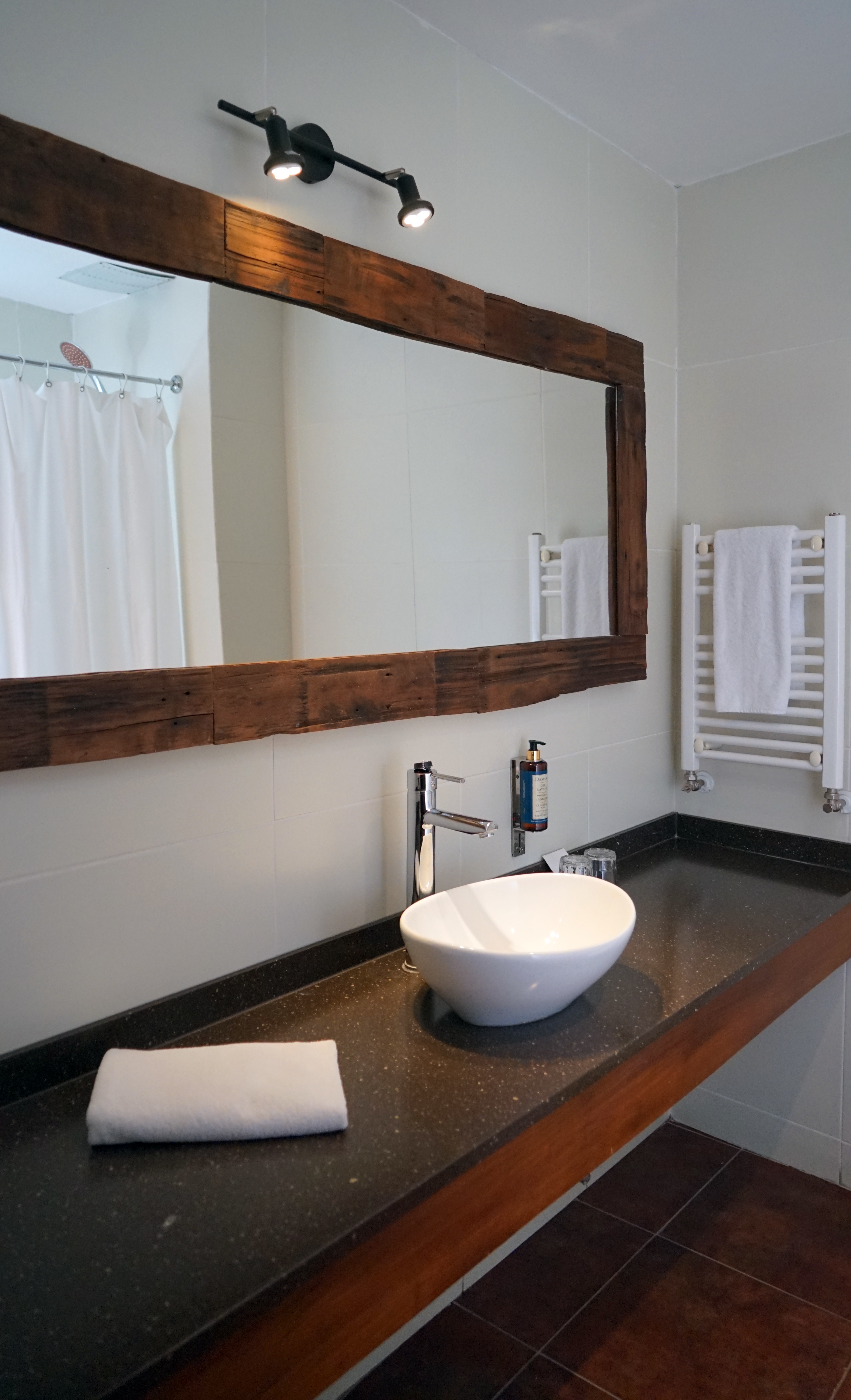 Apartment King Bed One Bedroom 