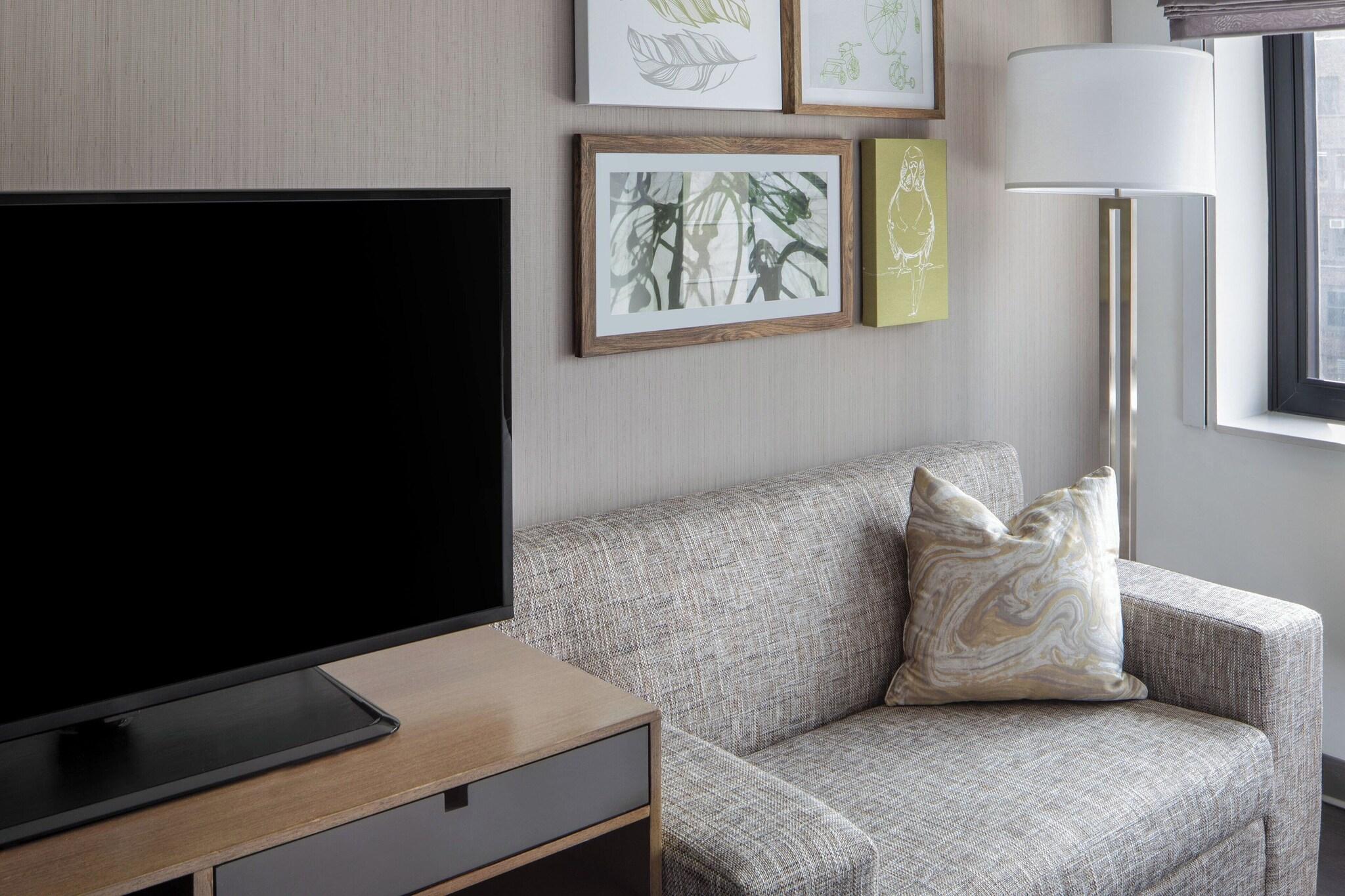 Studio King Size Bed