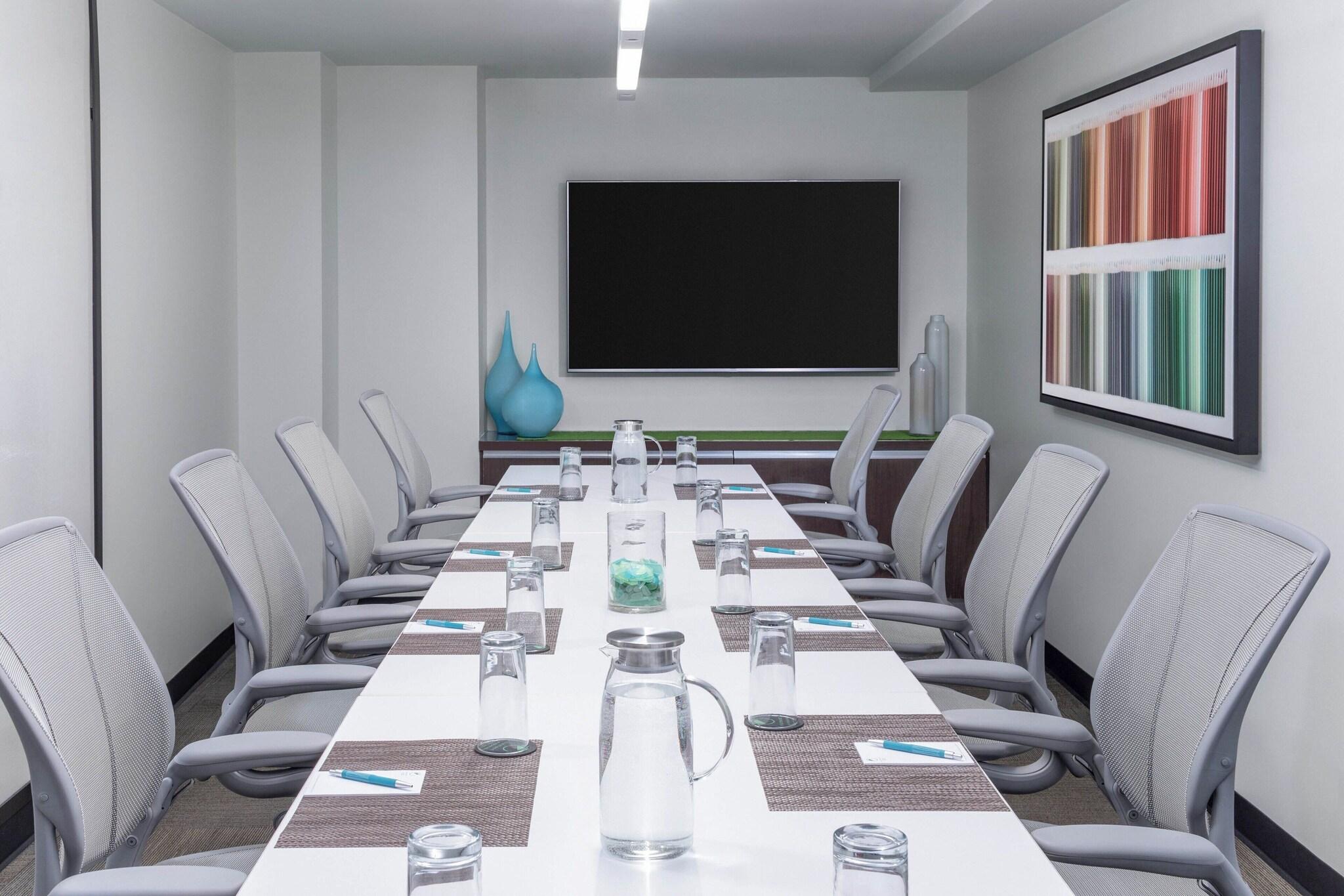 Suite City View King Bed