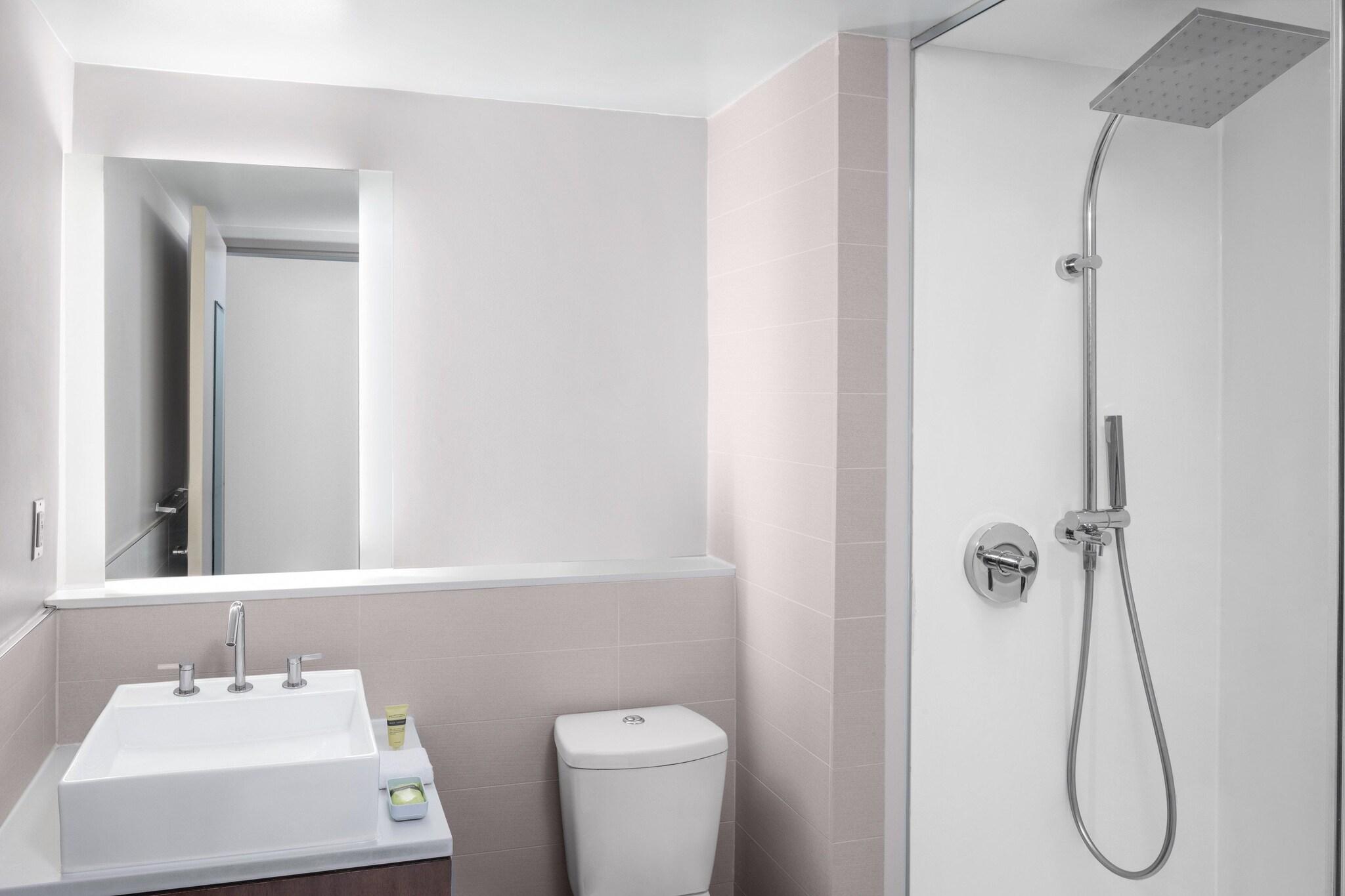 Studio King Size Bed