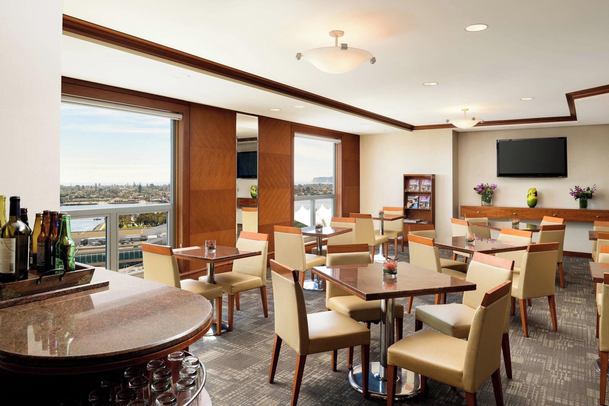 Junior Suite King Bed One Bedroom 