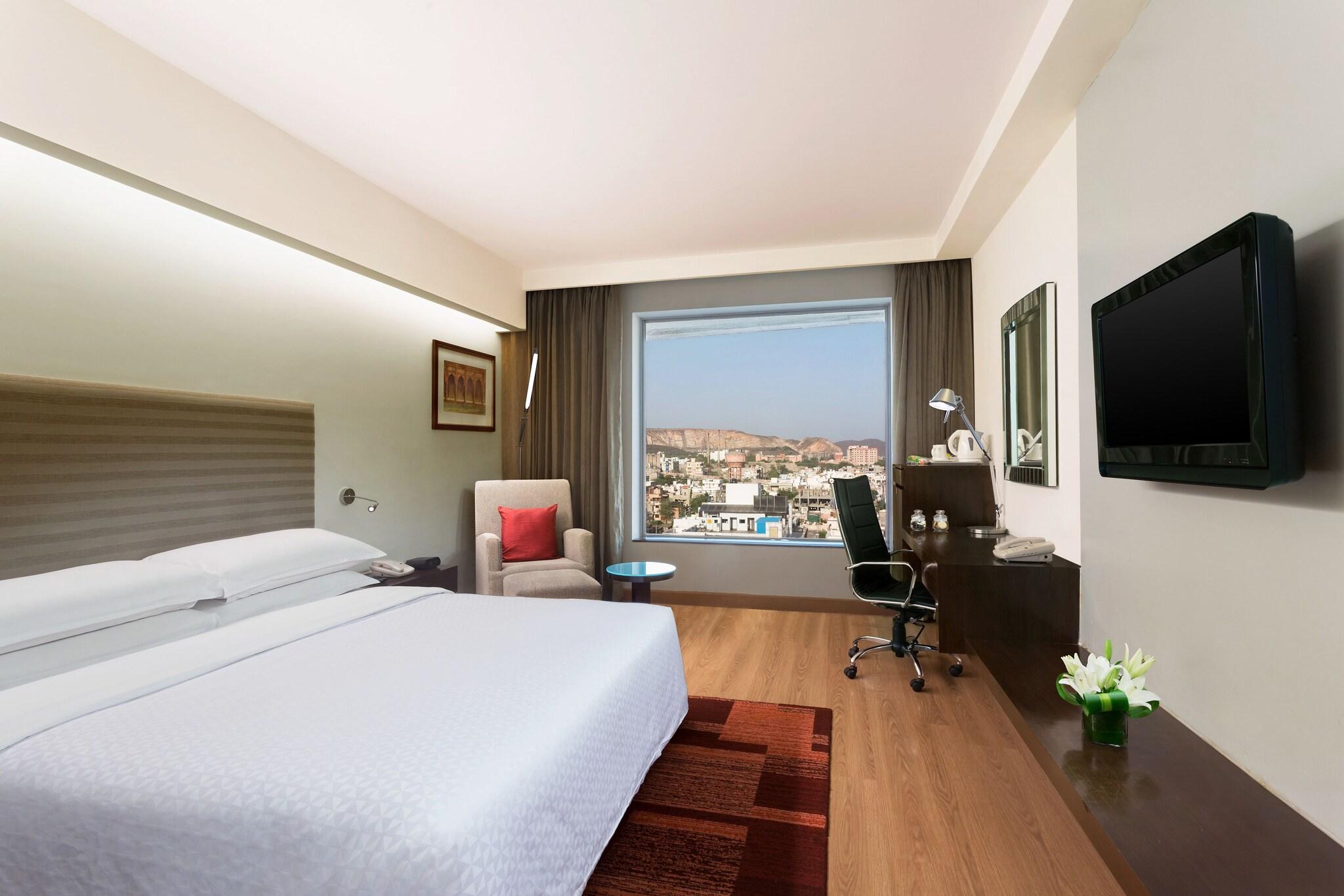 Double Club King Bed