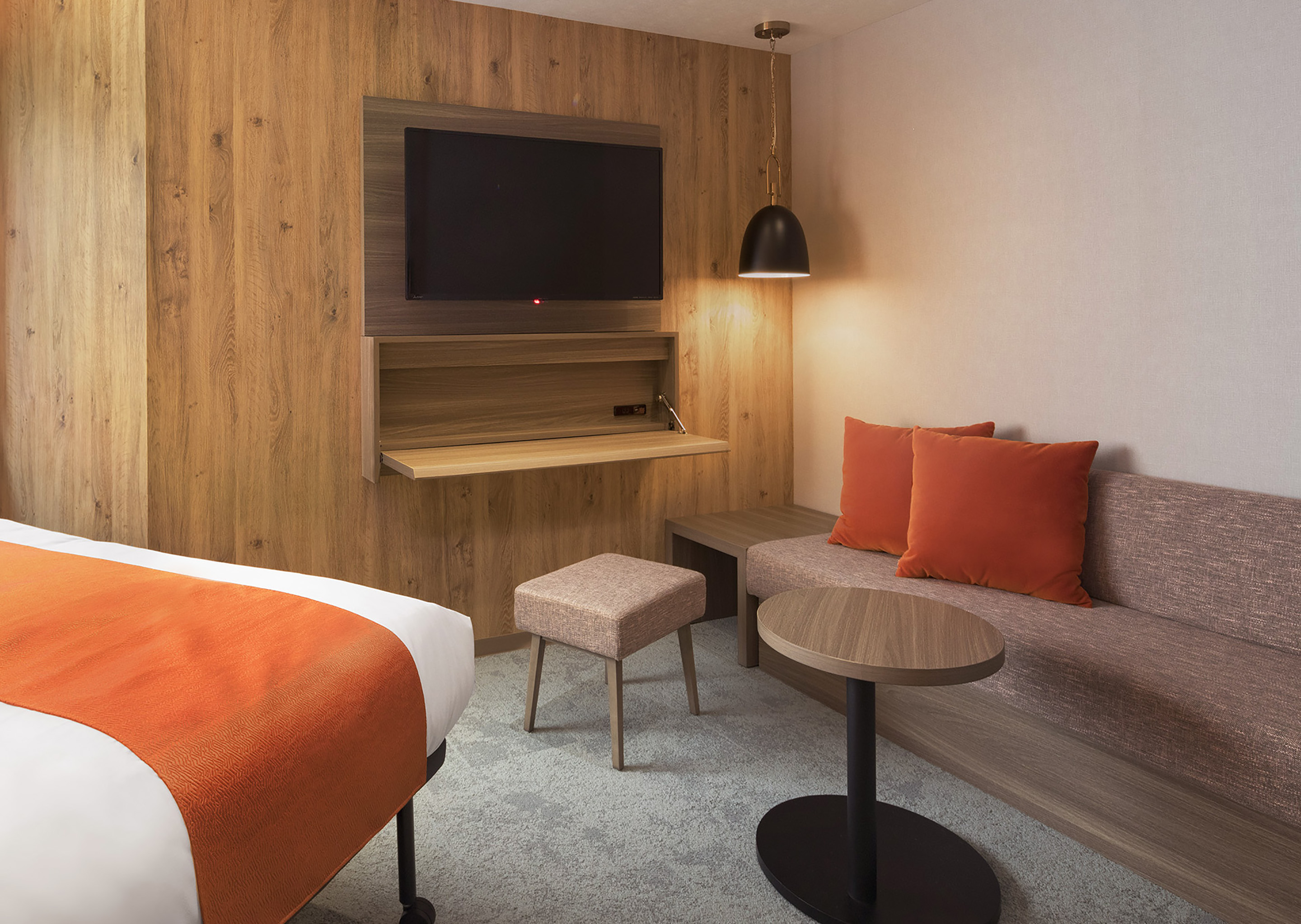 Double Deluxe King Bed