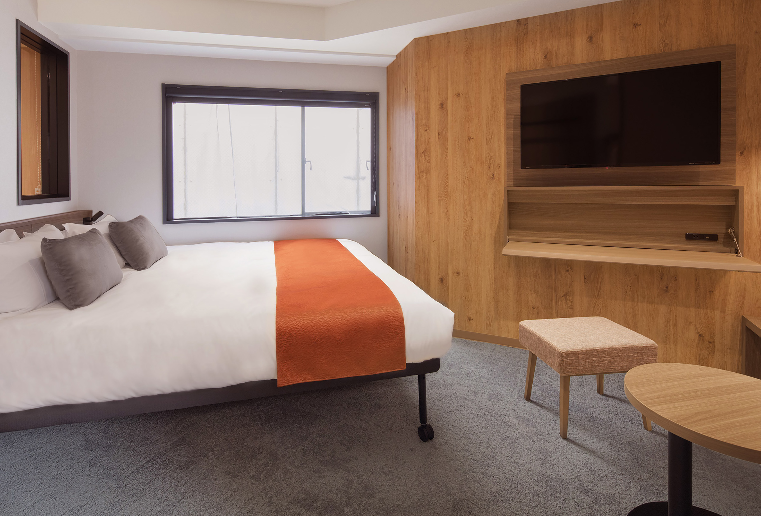 Double Deluxe King Bed