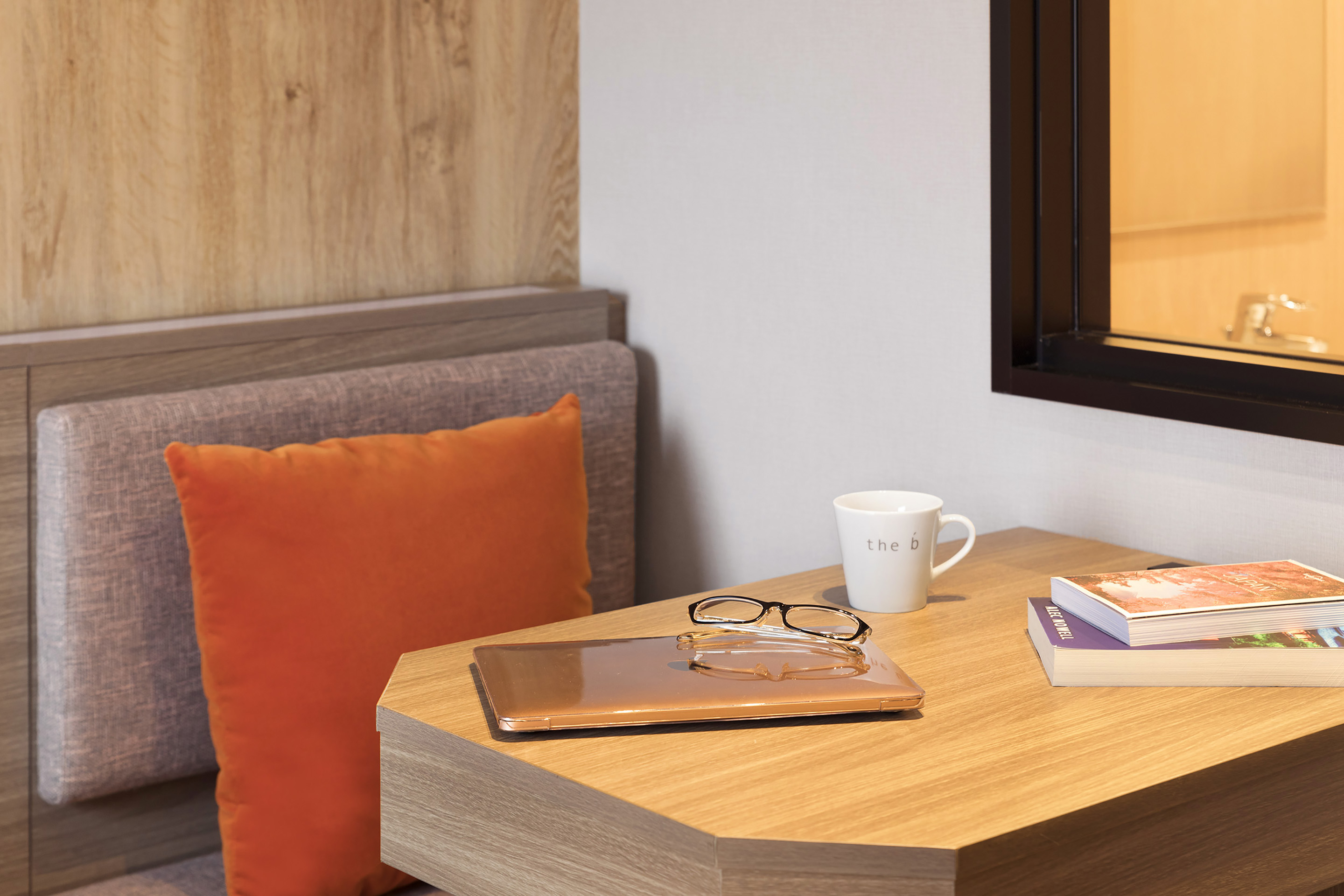 Double Single Non Smoking