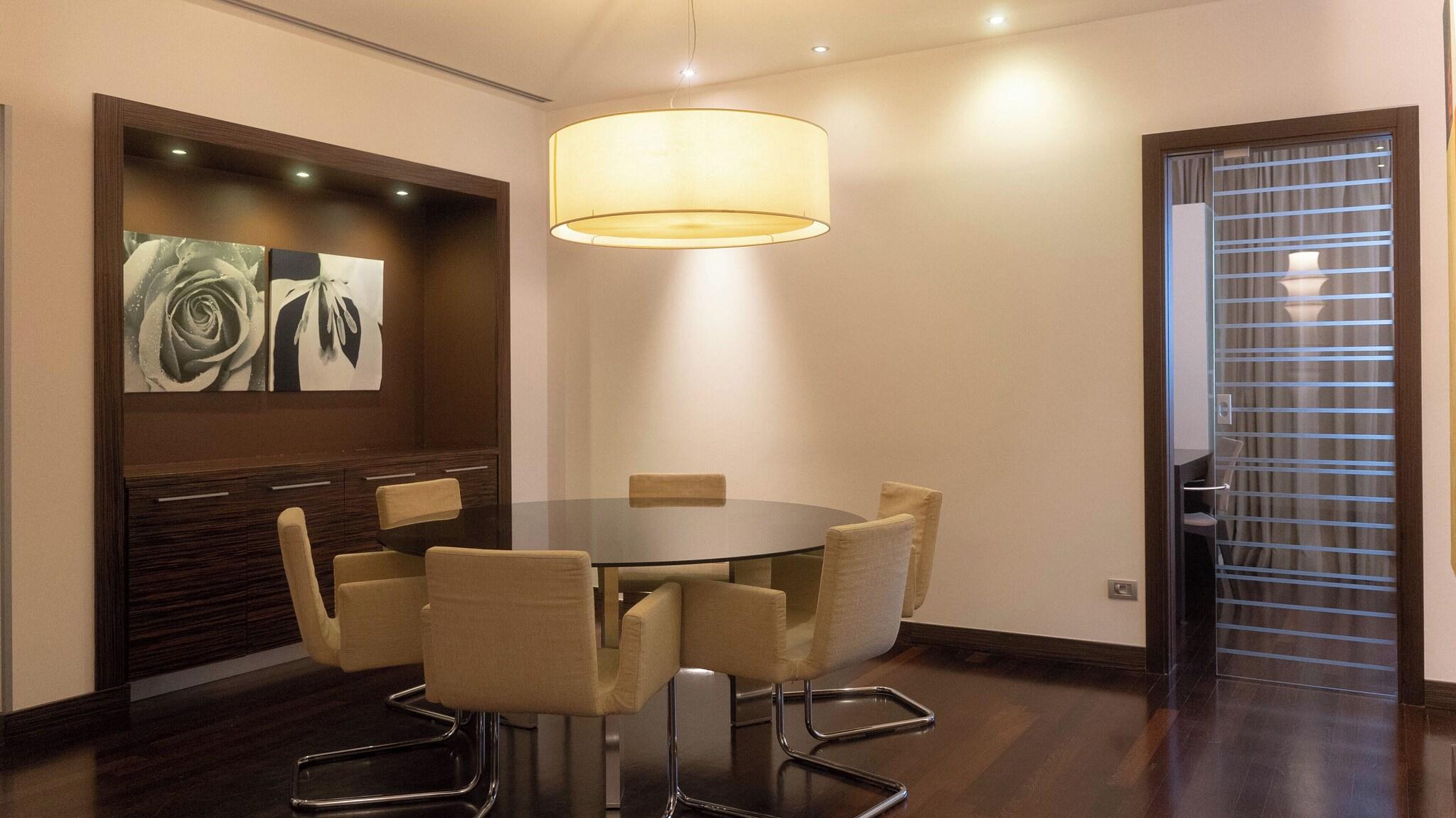 Family Room Three Beds