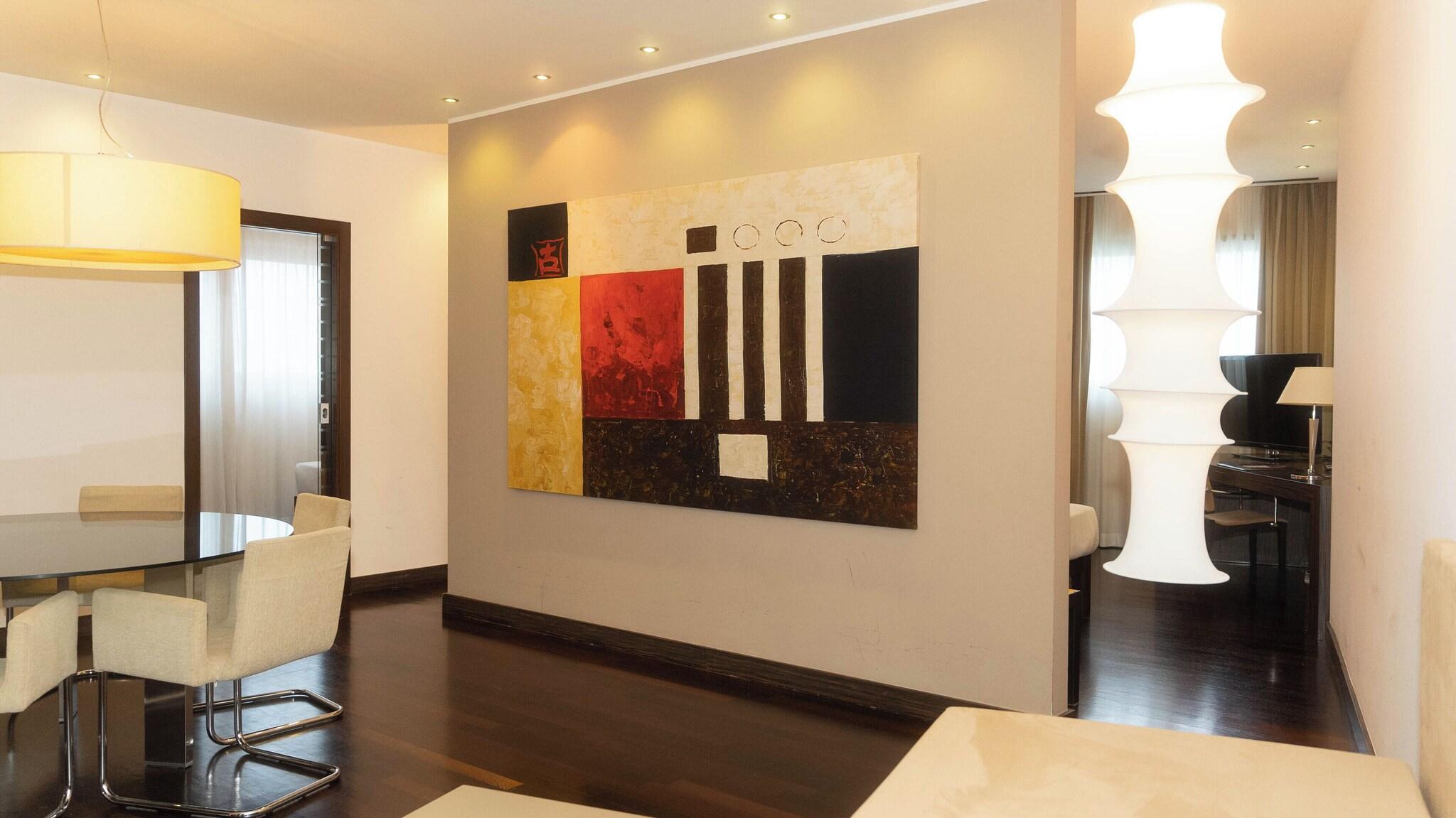 Family Room Three Beds