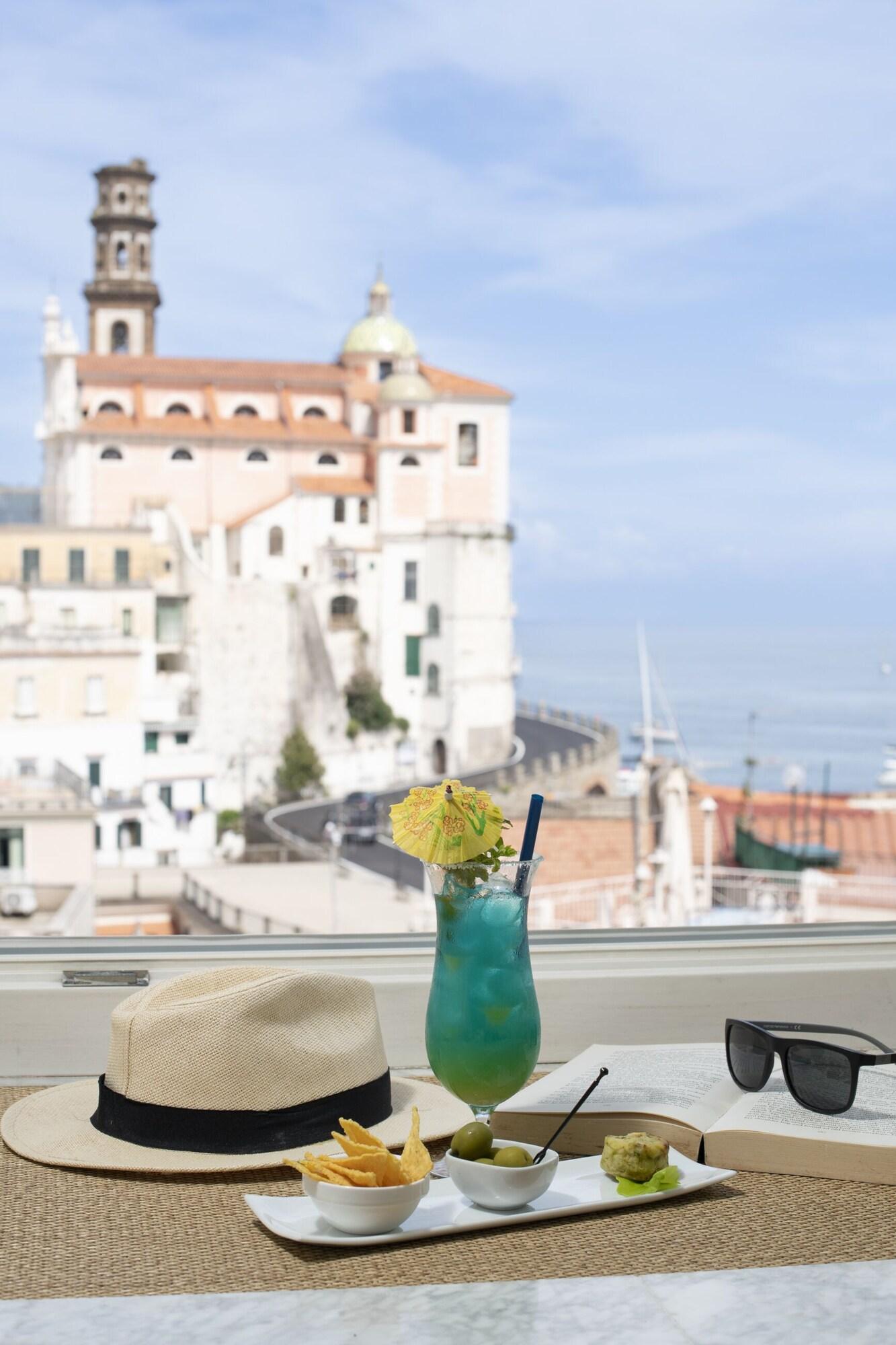 Triple Deluxe City View