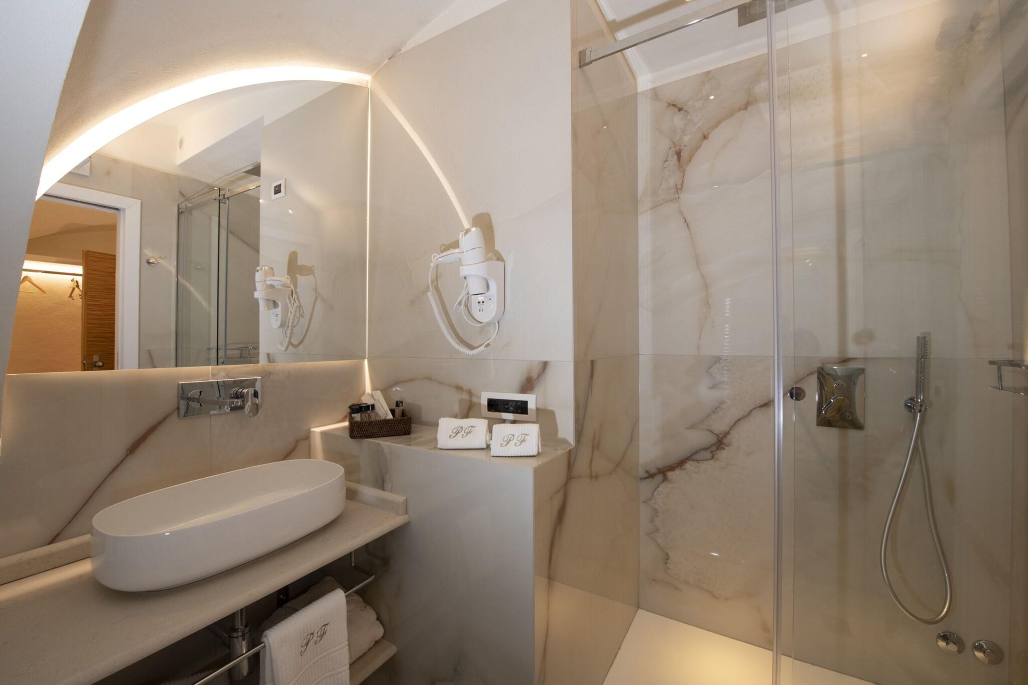 Room Deluxe City View