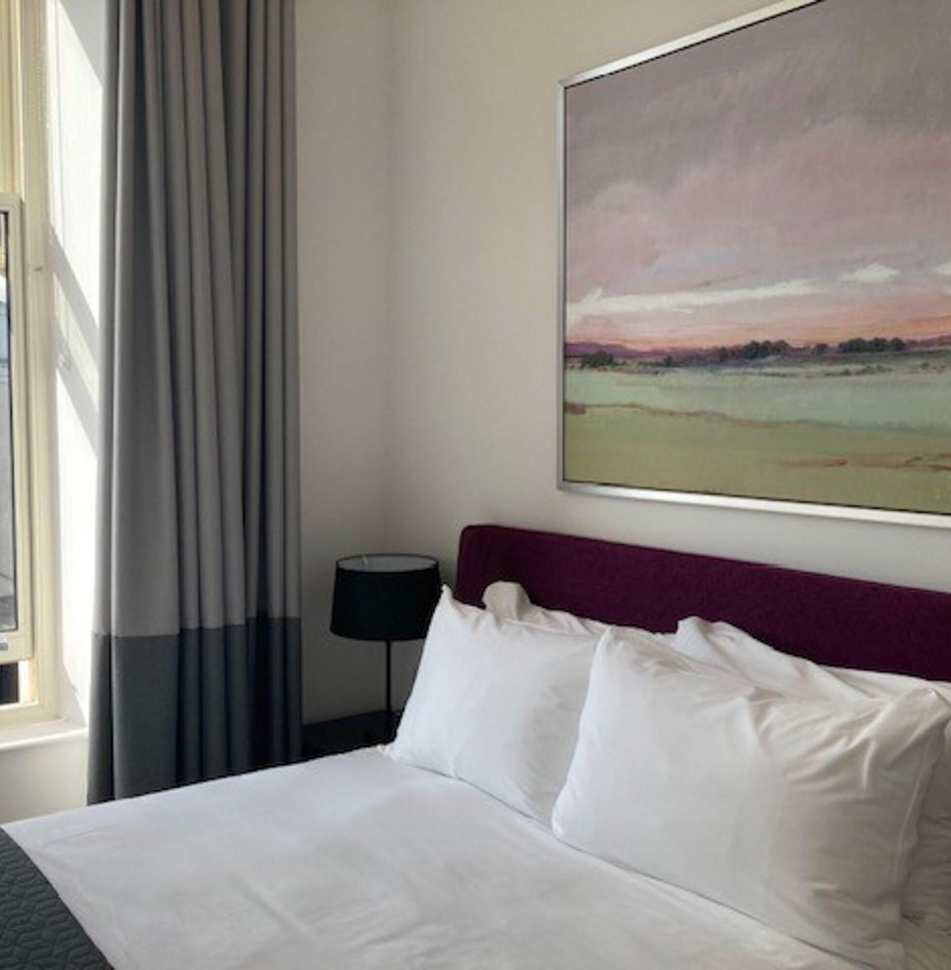 Apartment Superior King Bed