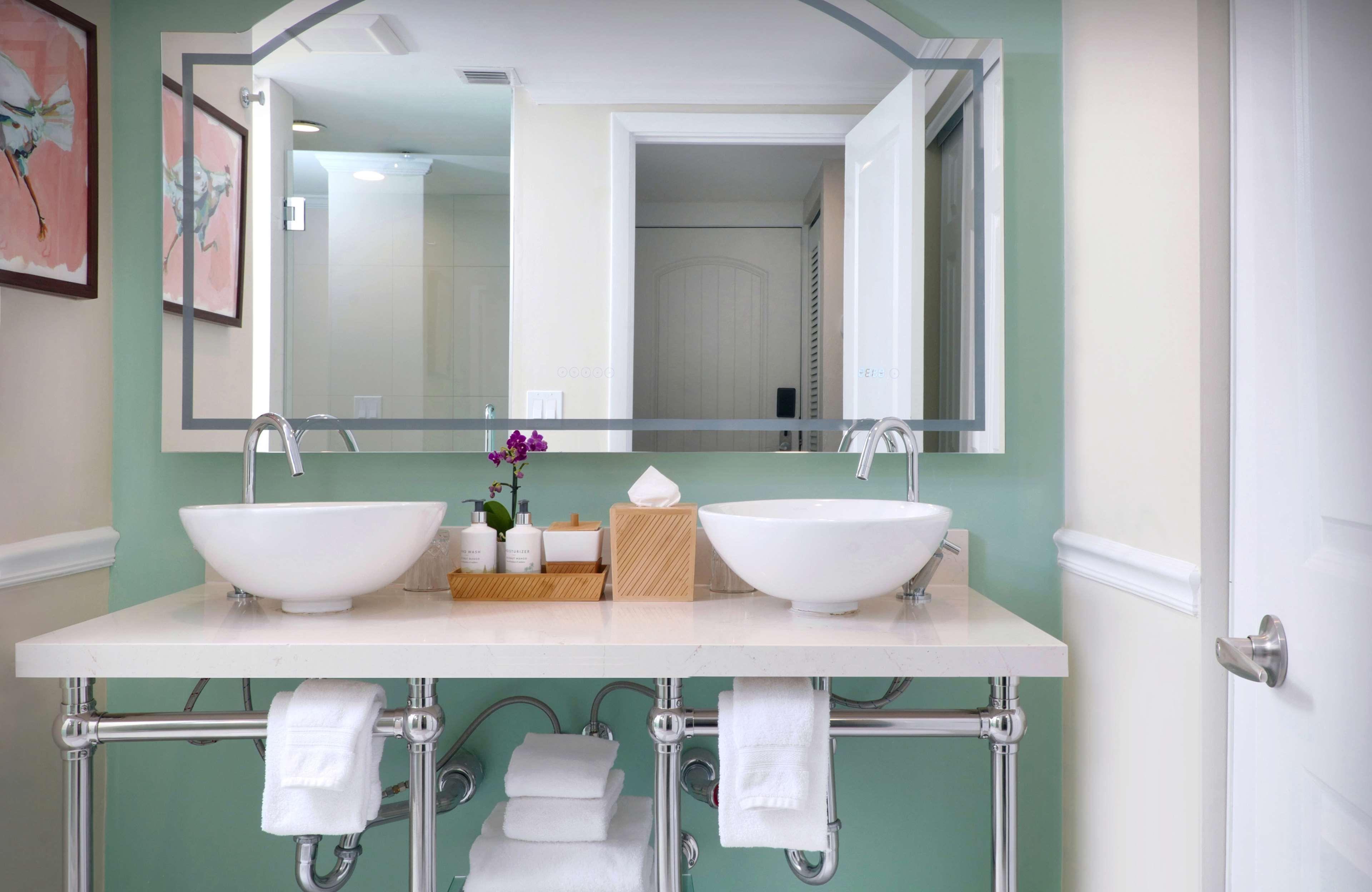 Double Partial Ocean View