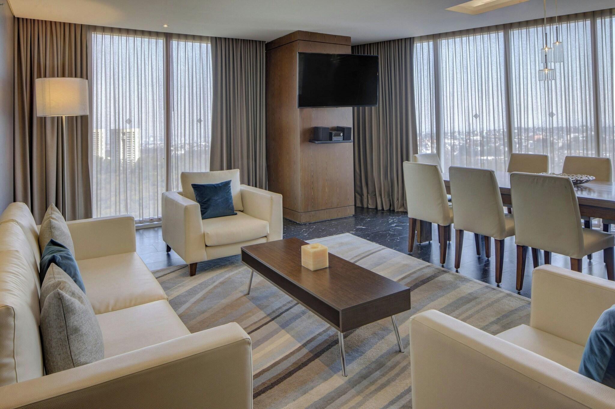 Suite Presidential with Views