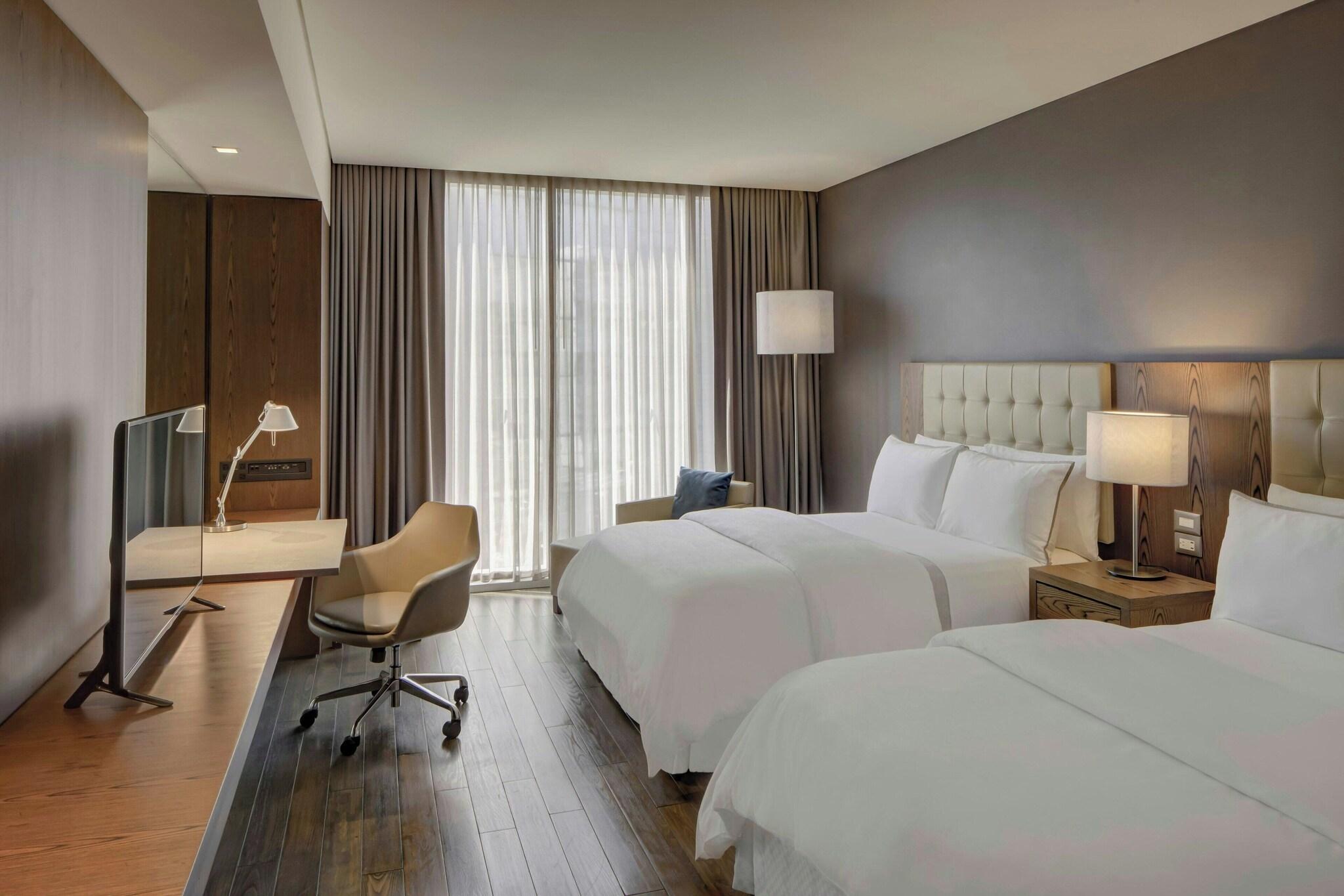 Suite Presidential with Views