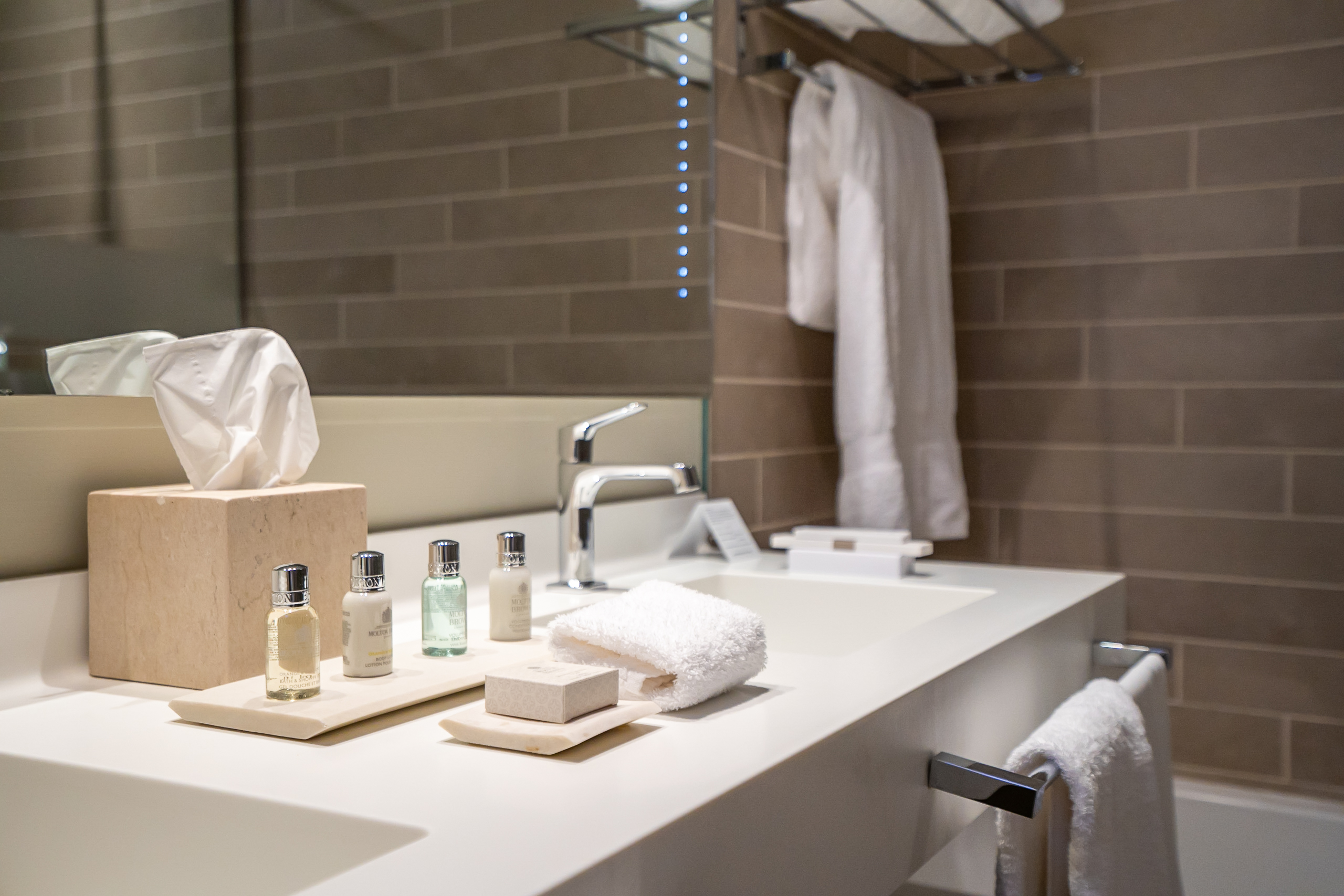 Double Single Superior