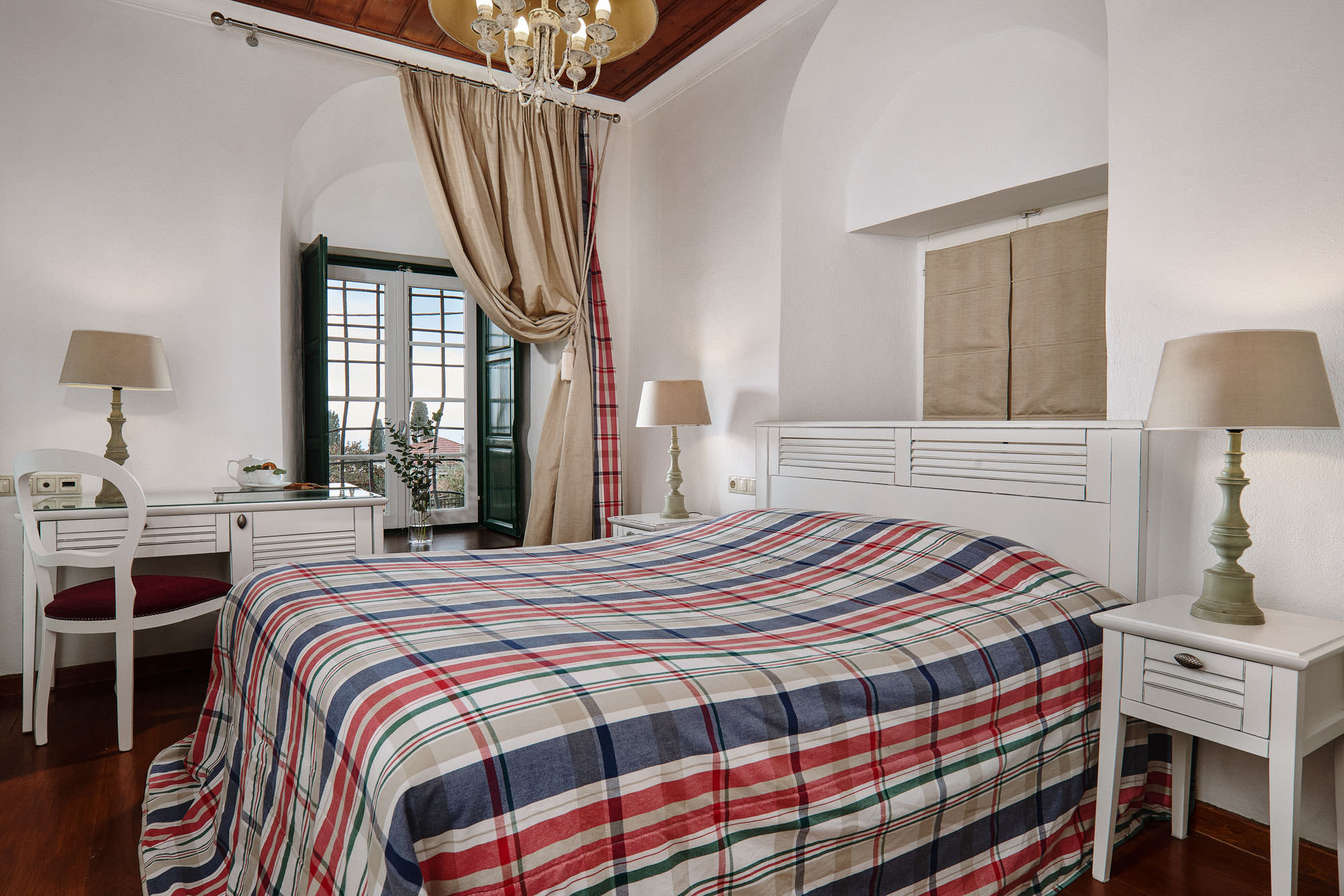 Double or Twin Standard