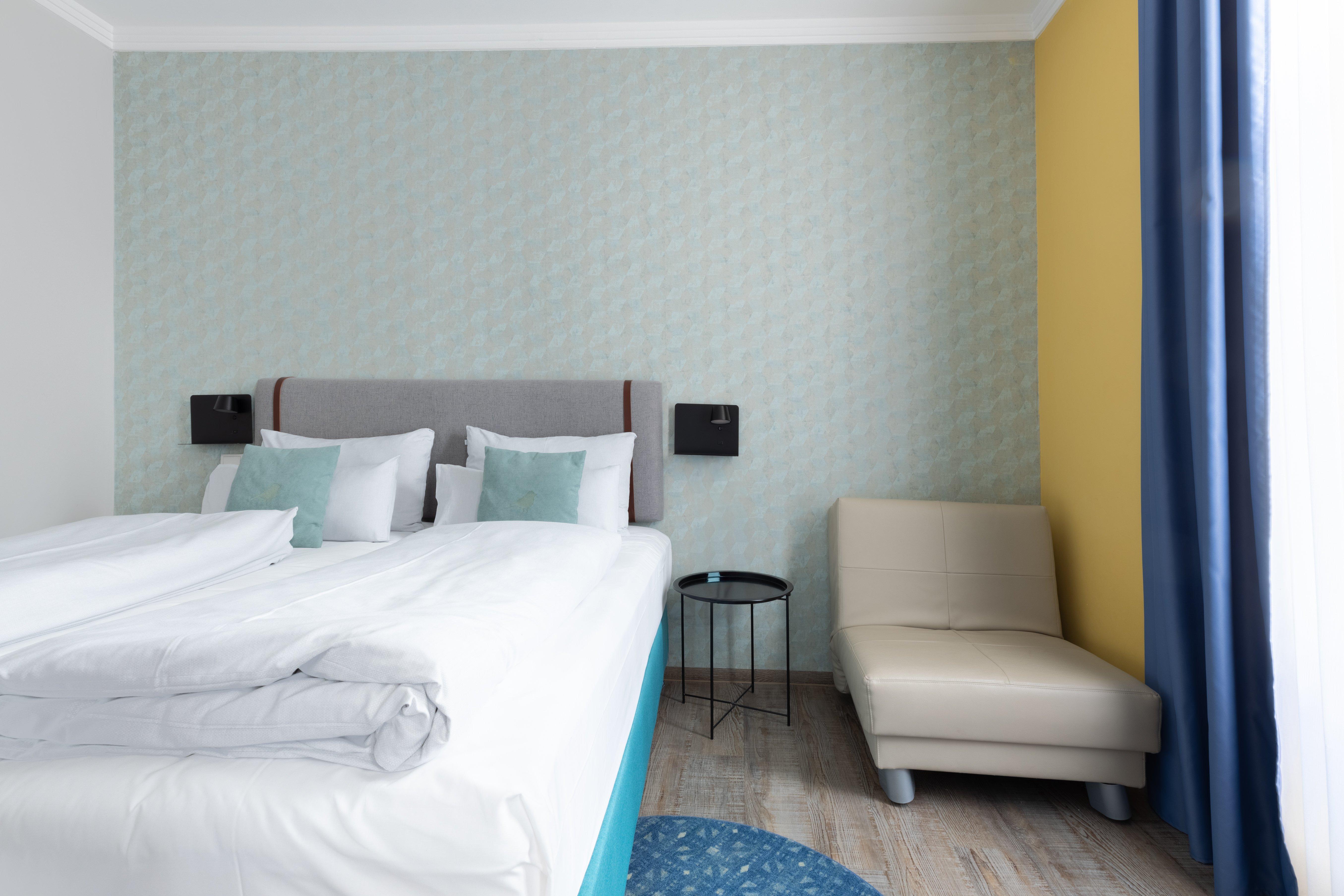 Double Queen Size Bed