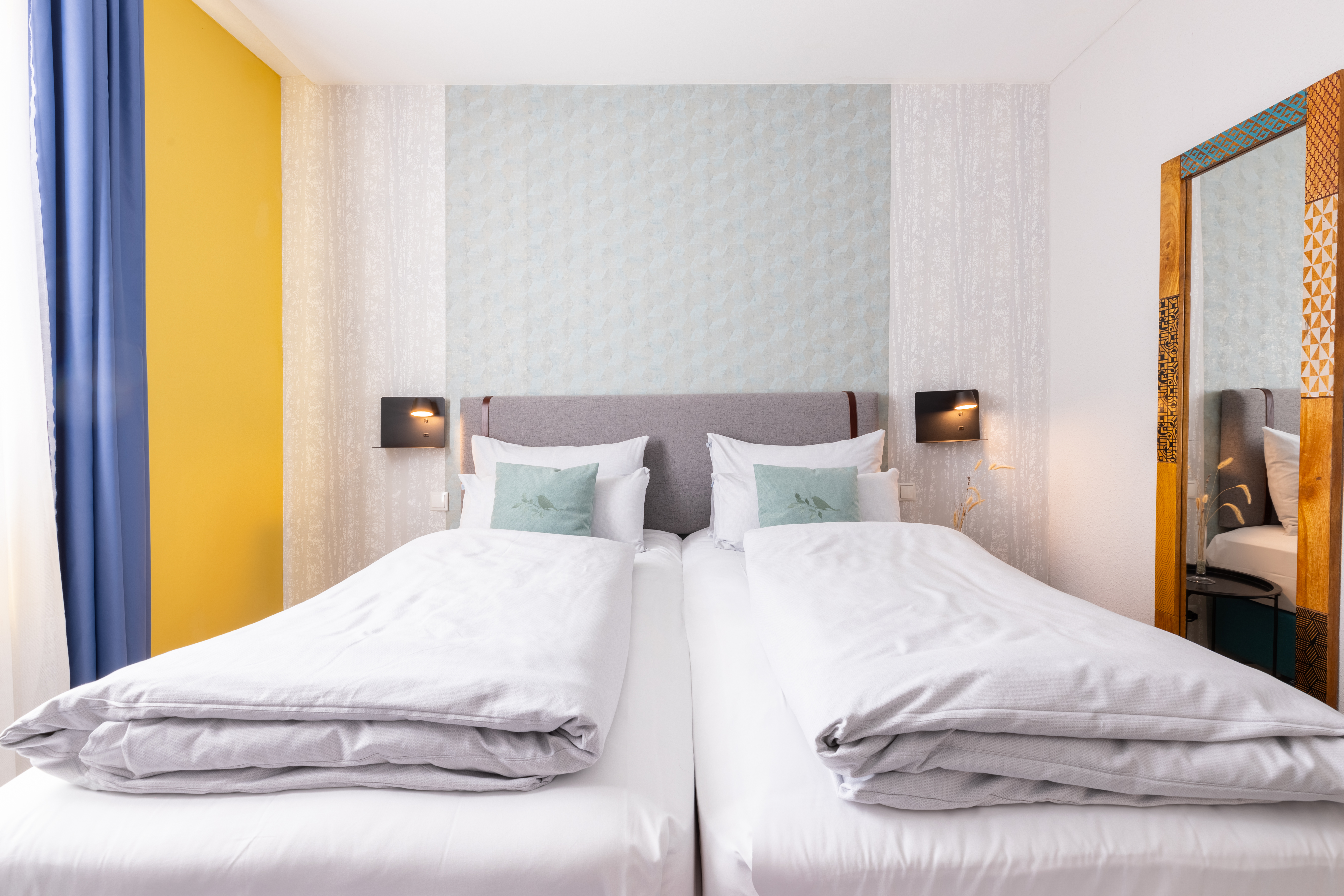 Double or Twin Standard