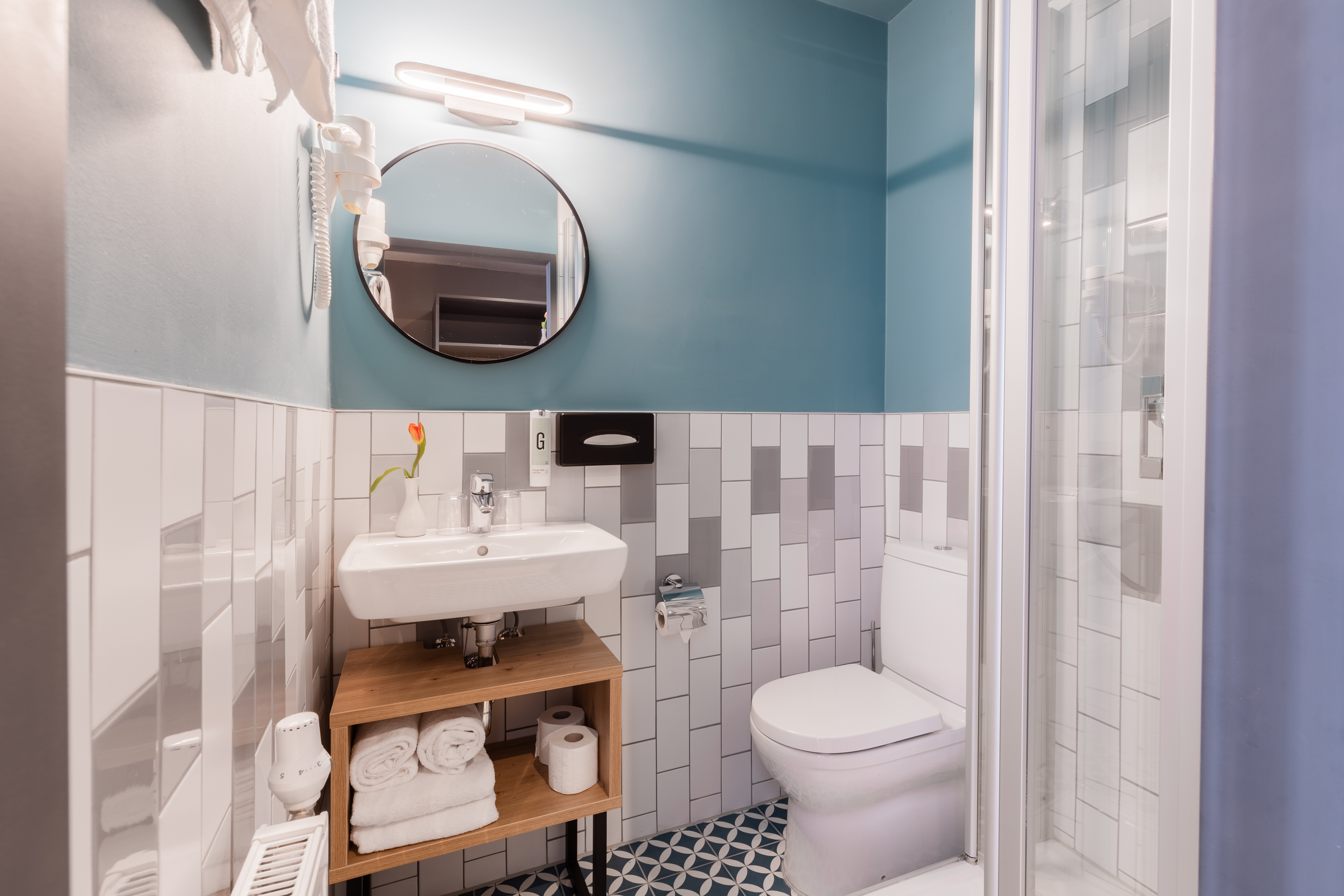 Double or Twin Standard