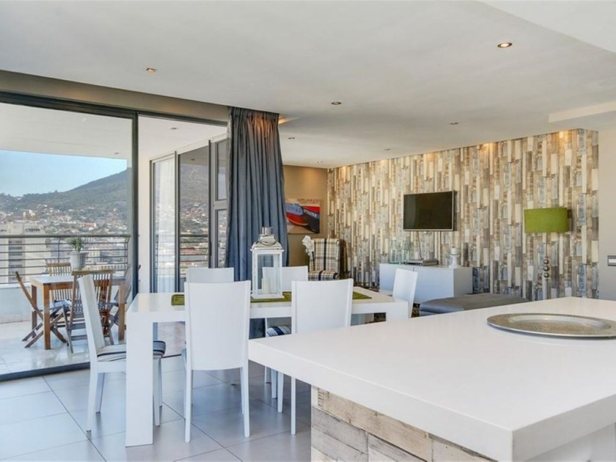 Apartment Two Bedrooms Two Bathrooms