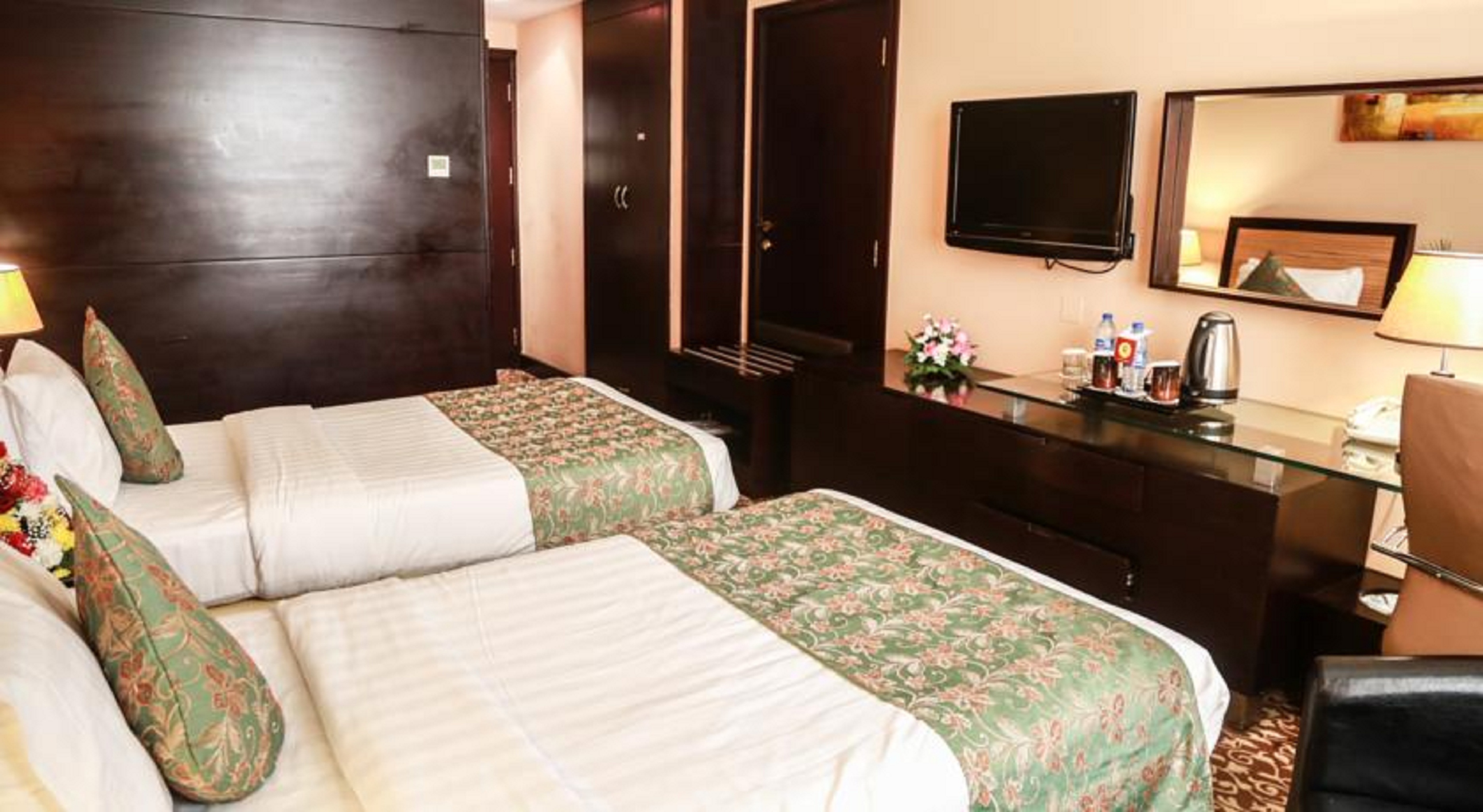 Double or Twin Standard