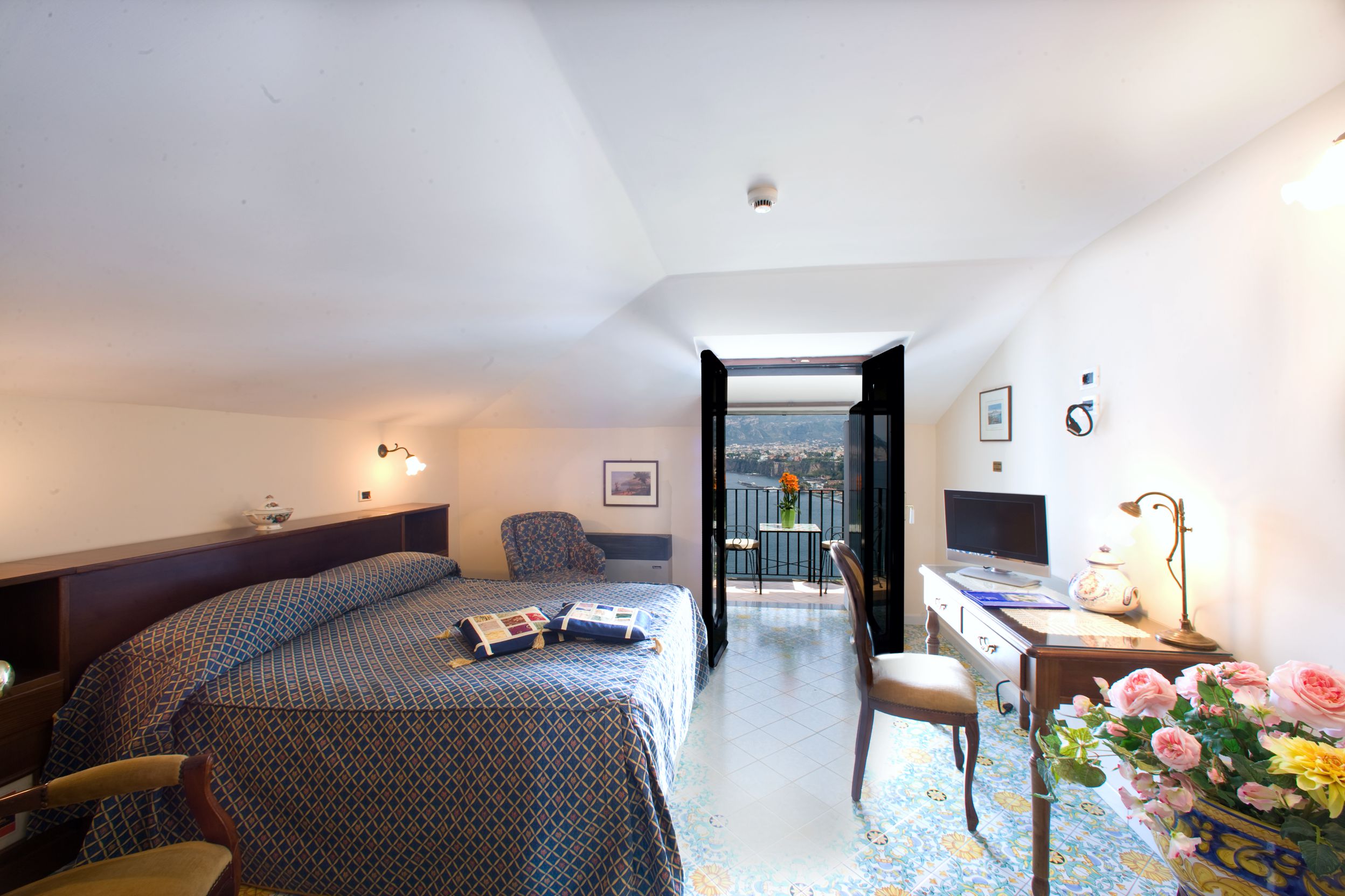 Double or Twin Deluxe