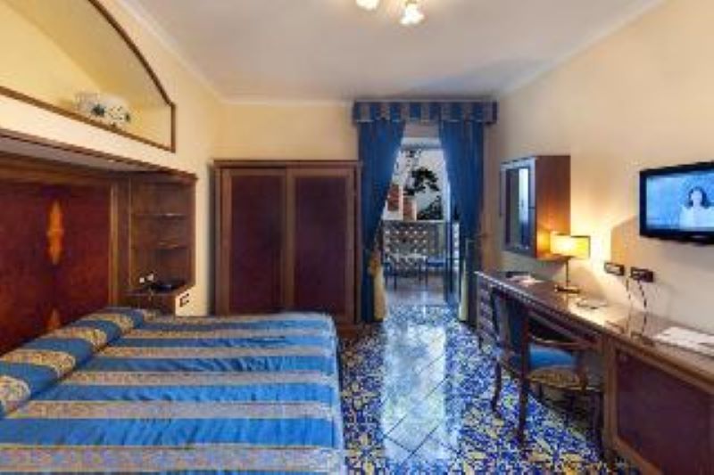 Double or Twin Superior with Terrace