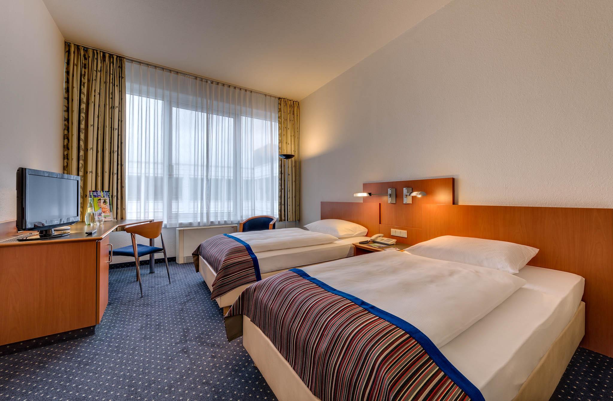 Double or Twin Standard