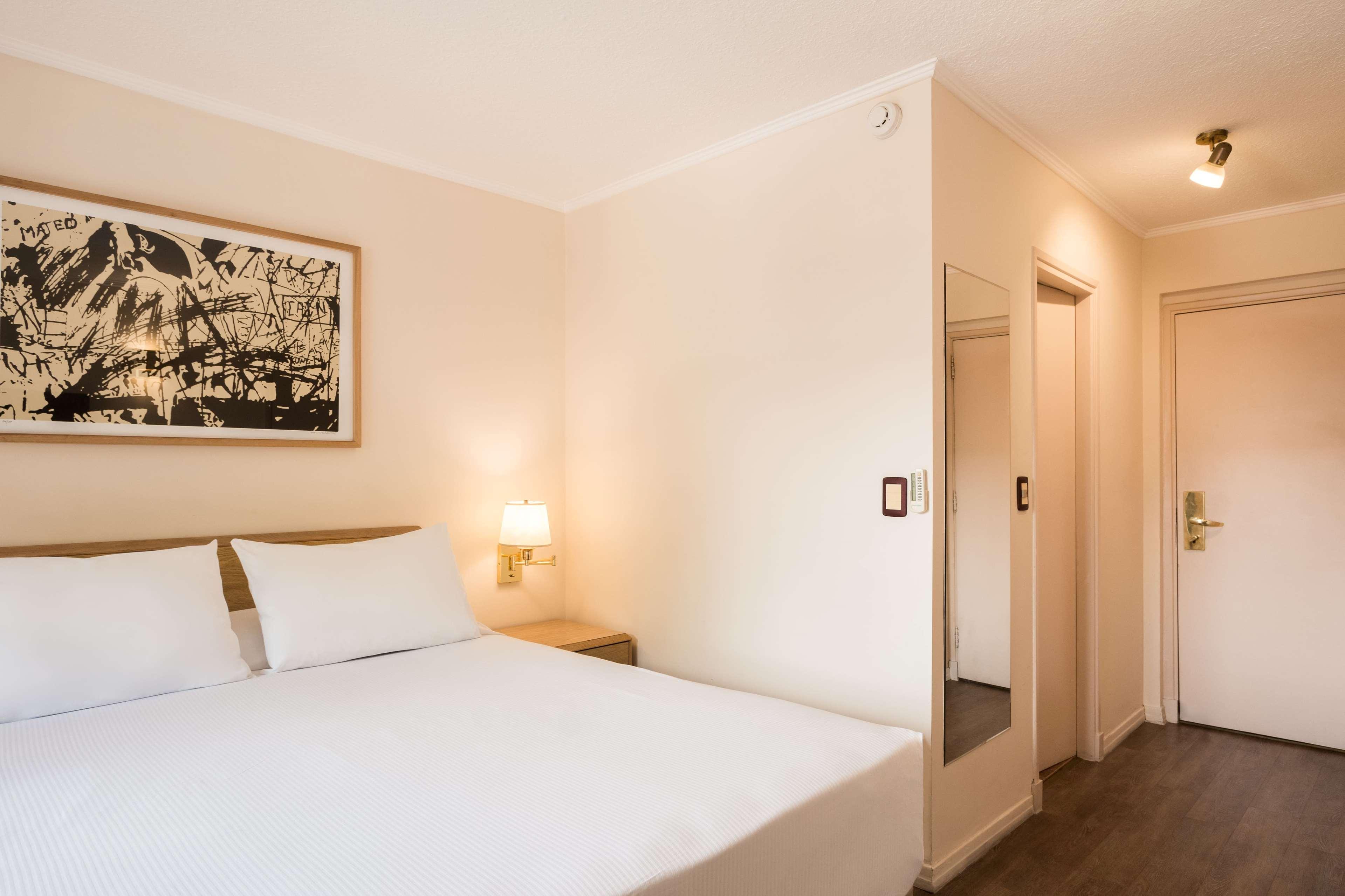 Double Queen Bed Non Smoking