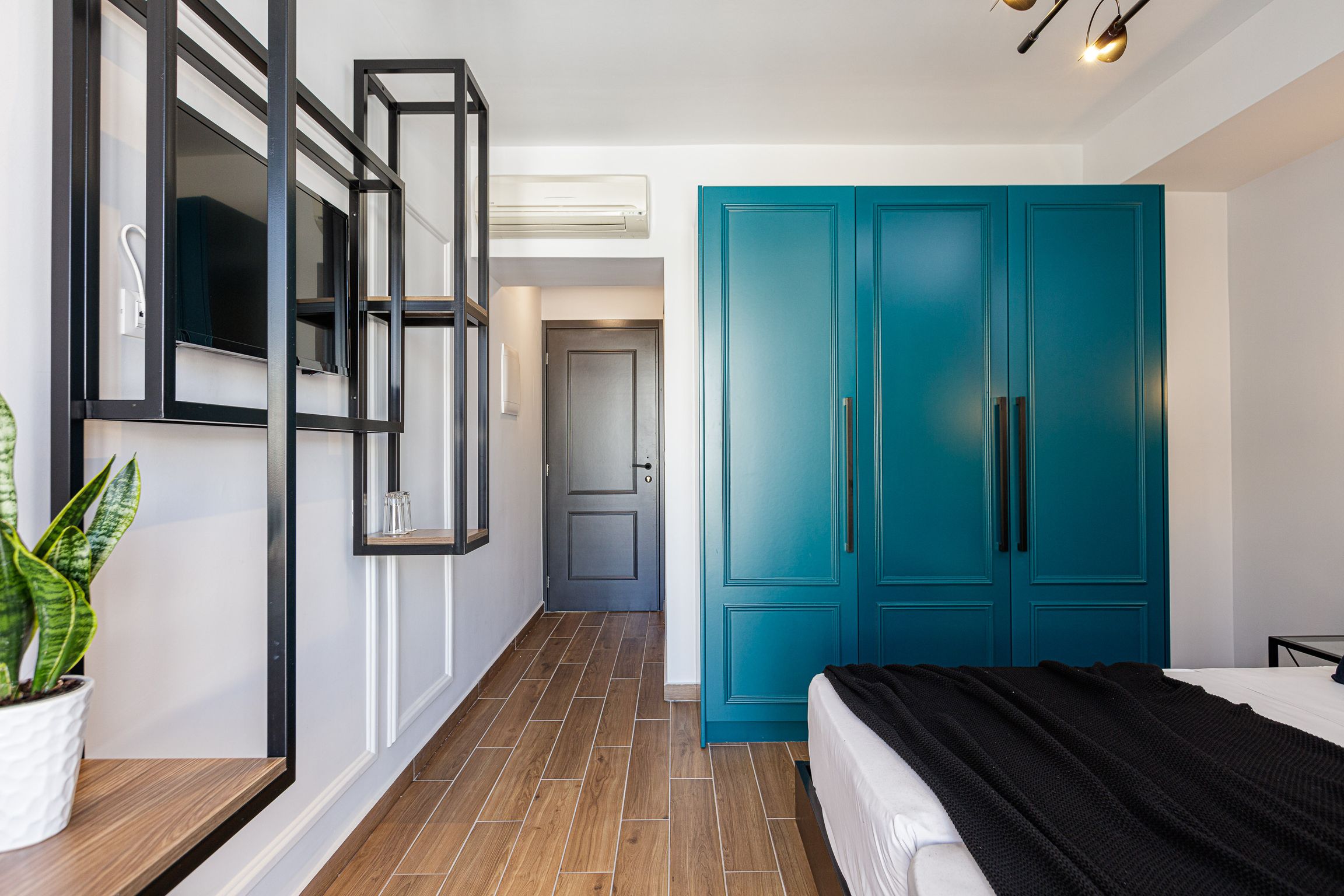 Double or Twin Standard