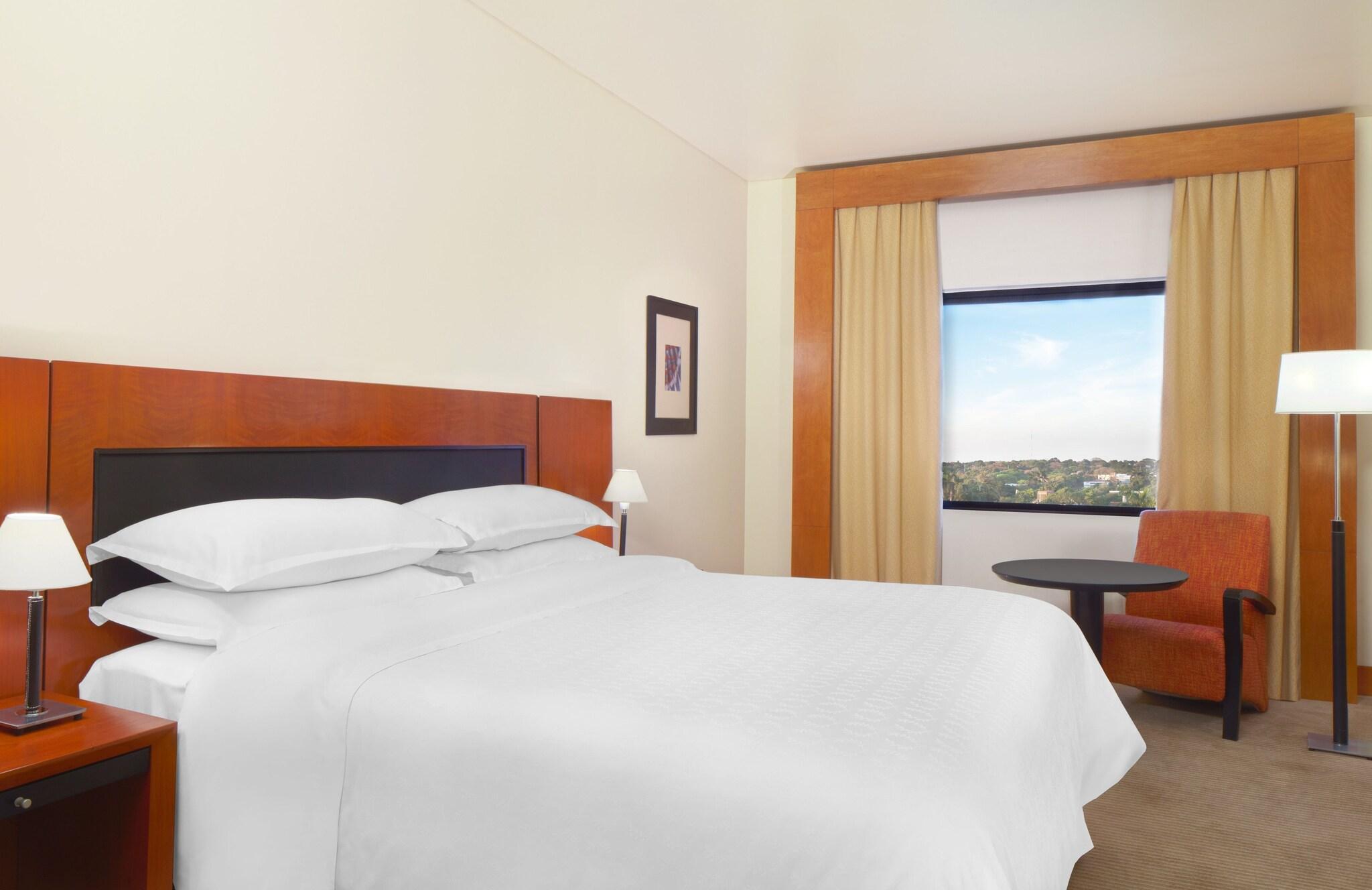 Double Club King Bed