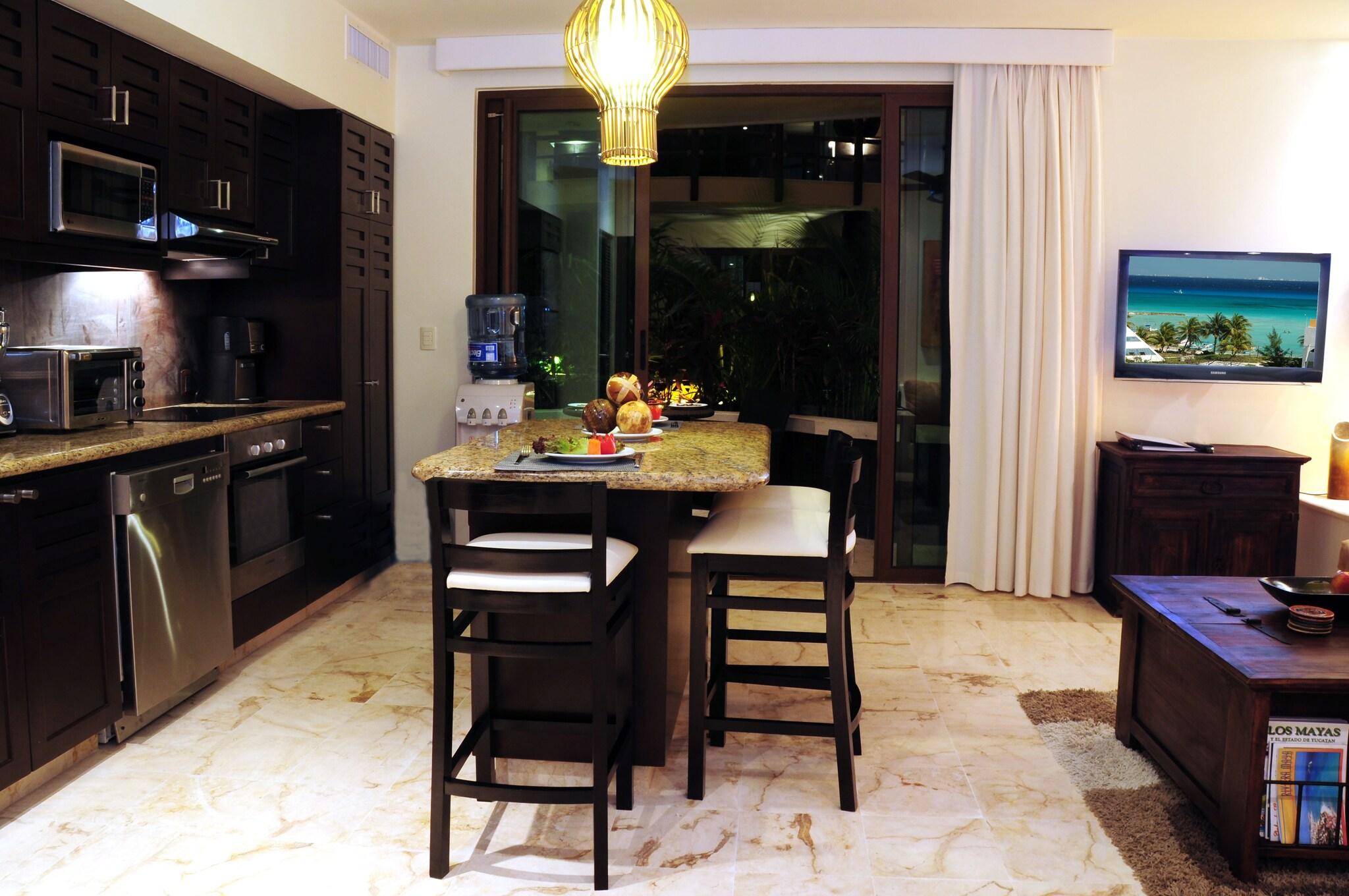 Double Deluxe King Bed