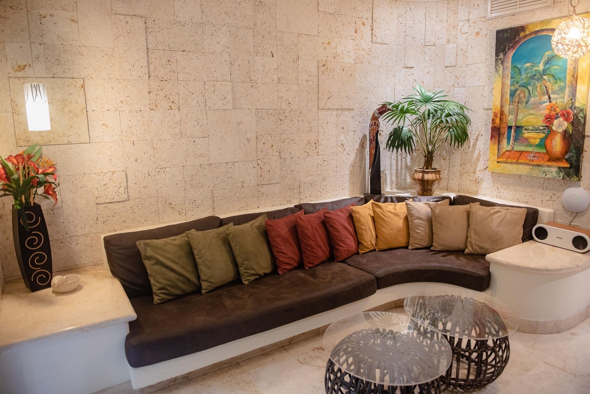 Double King Bed One Bedroom 