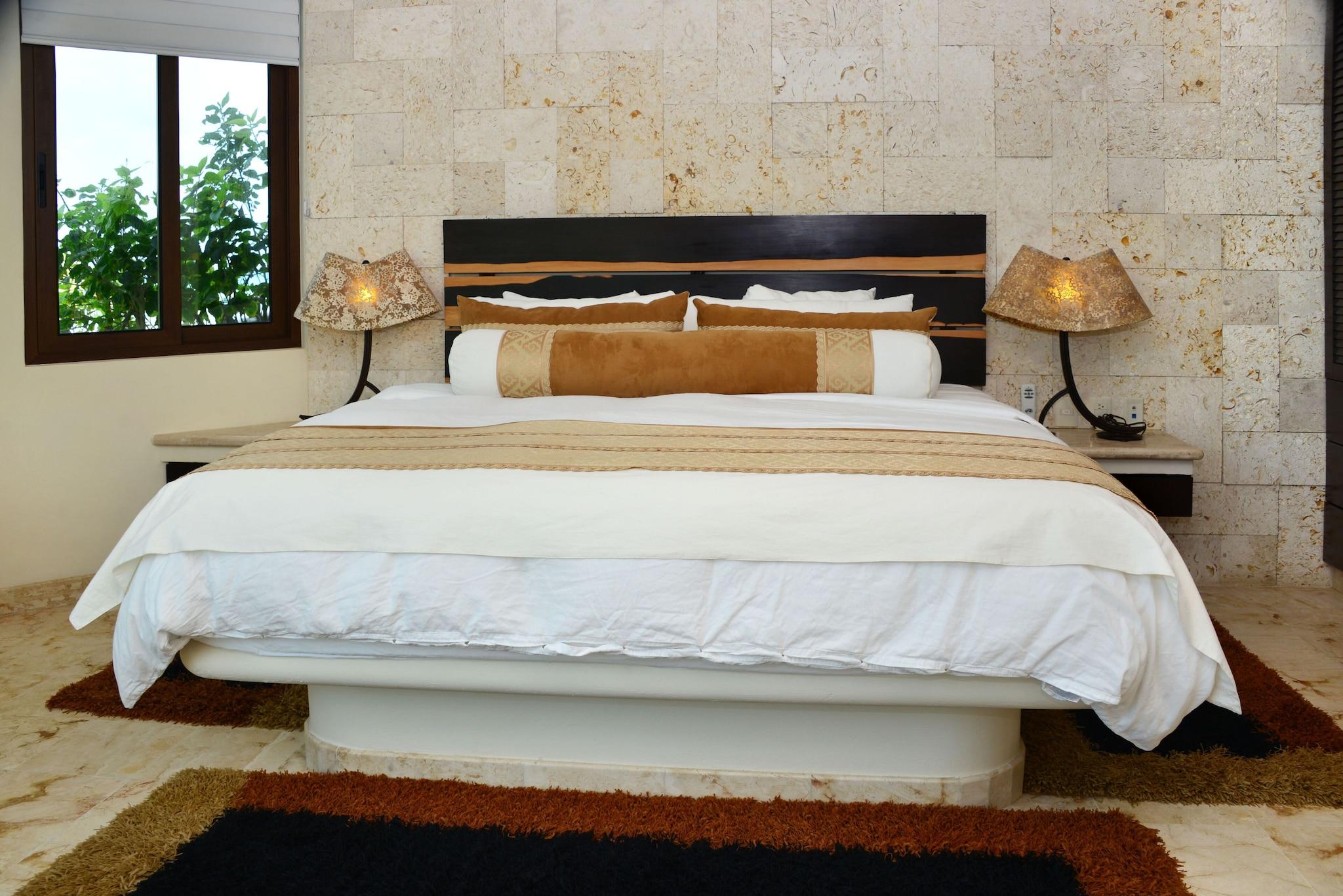 Room Deluxe King Bed