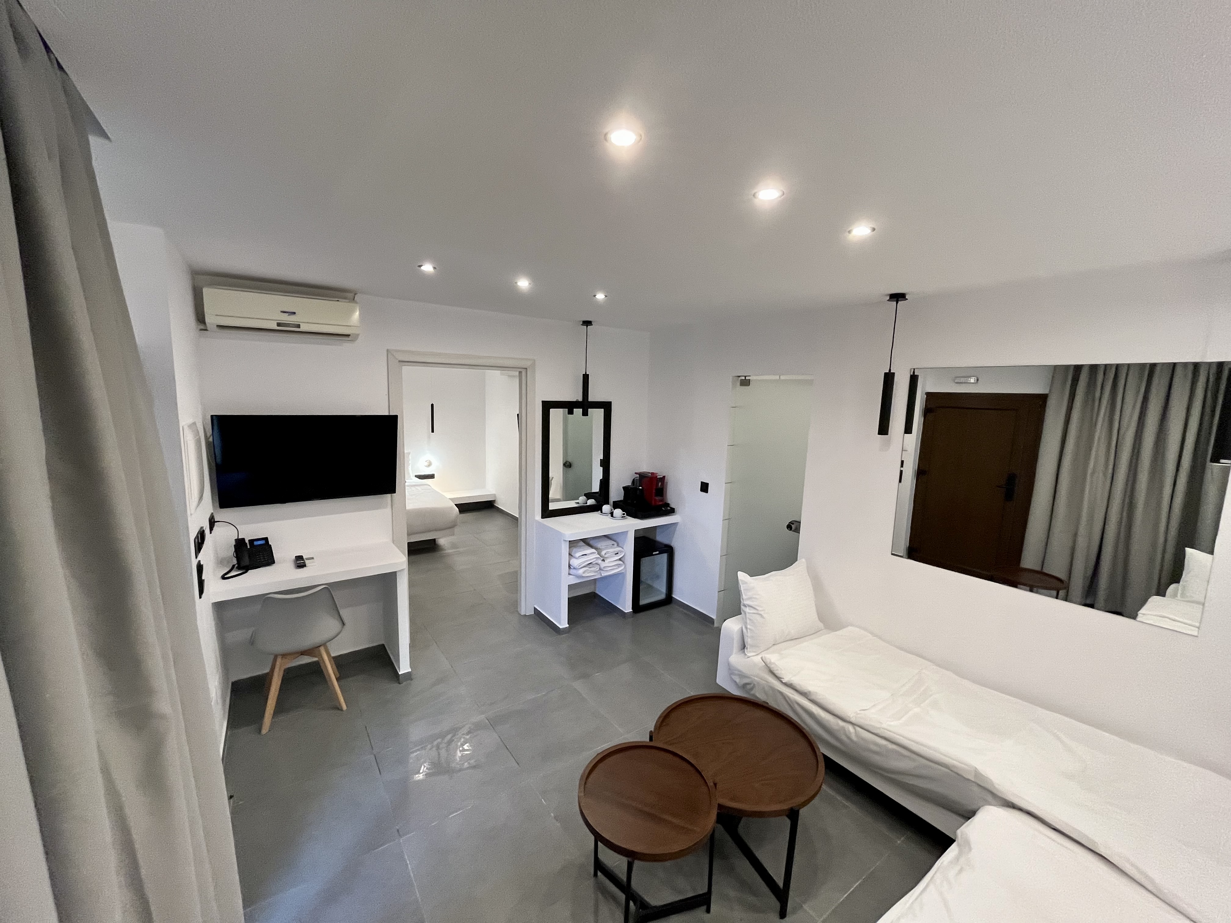 Family Room Executive One Bedroom