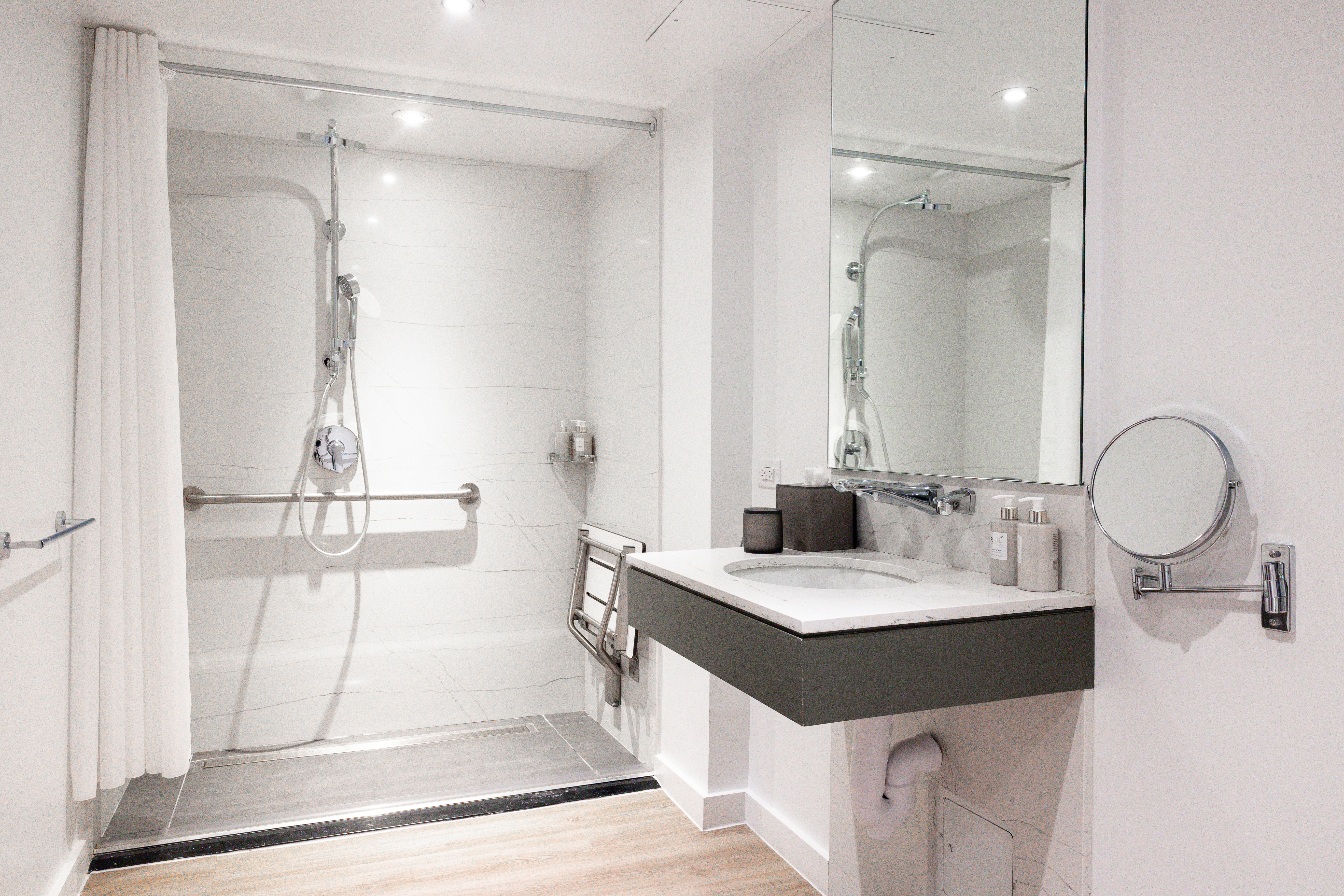 Room Two Double Beds