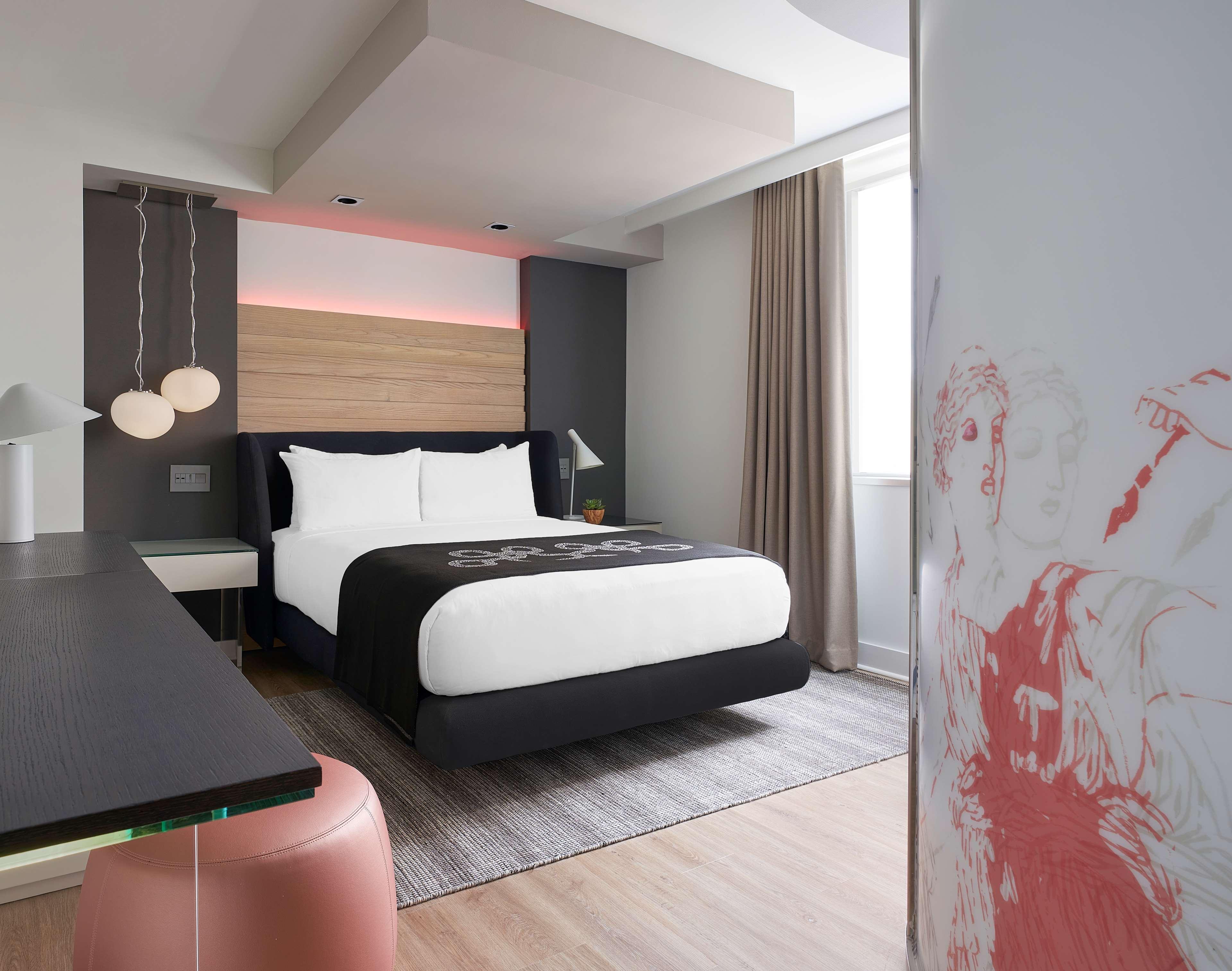 Double Queen Size Bed