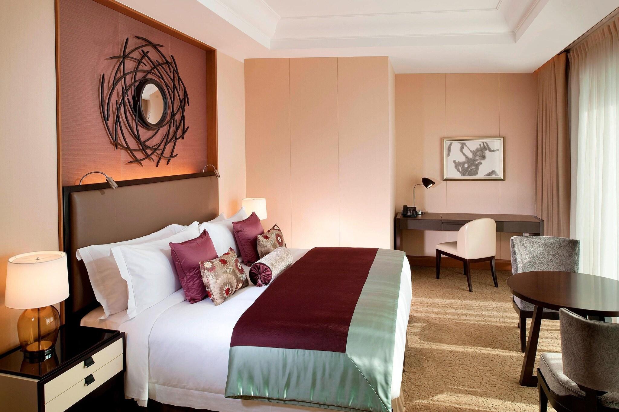 Suite Grand with Views