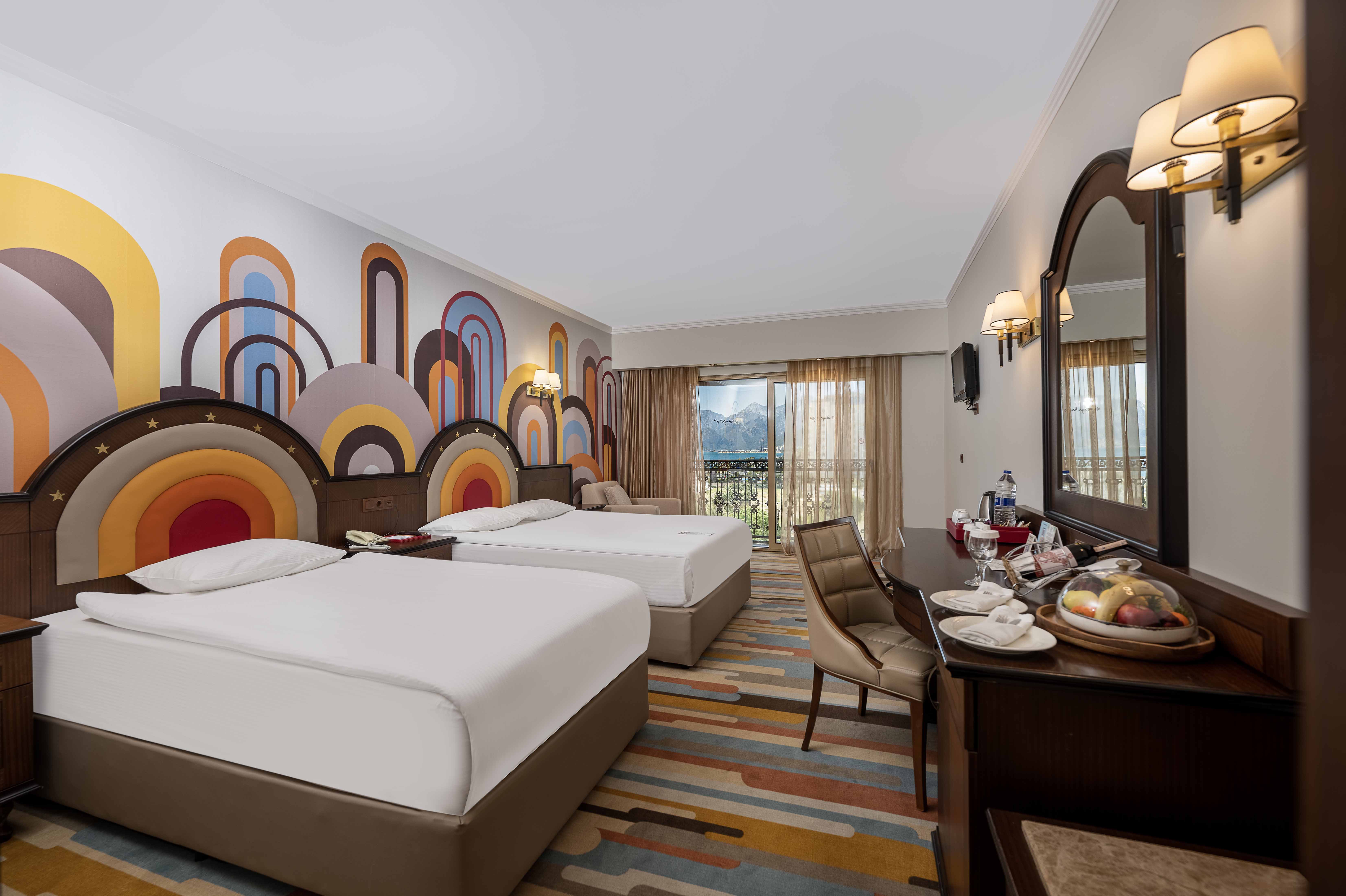 Single Superior Side Sea View