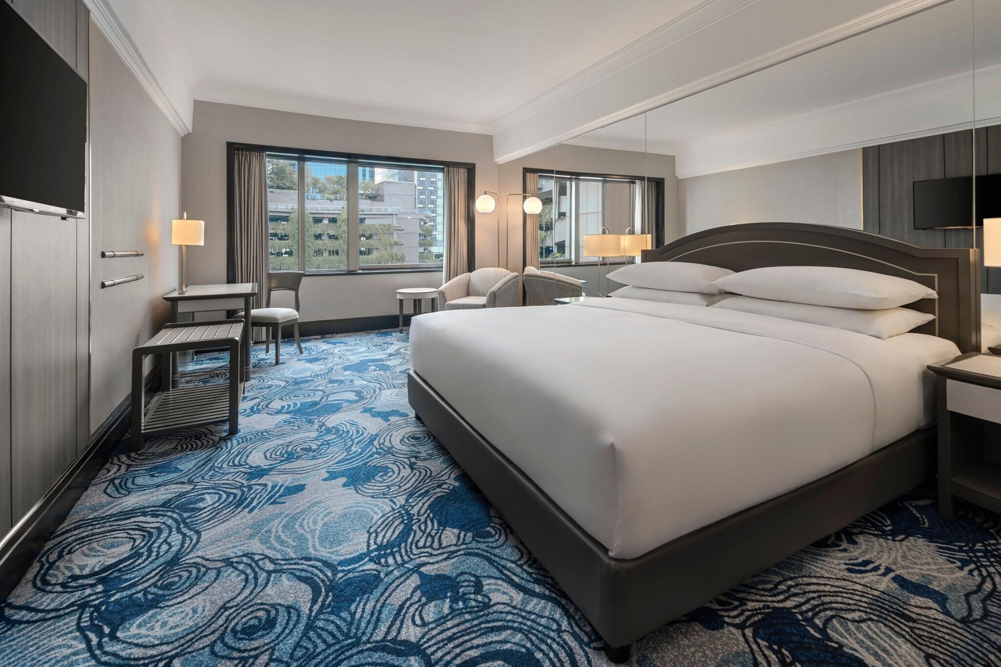 Double Deluxe King Bed