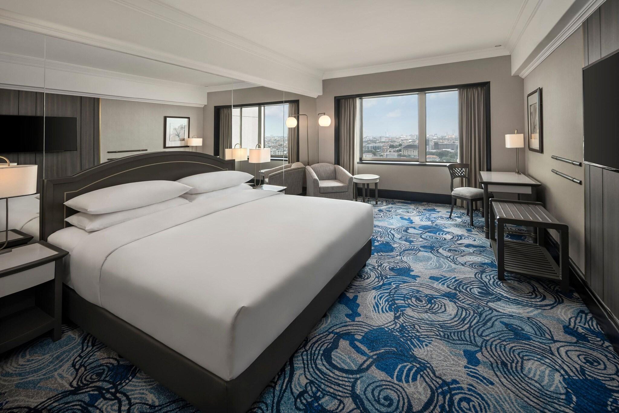 Double Deluxe King Bed