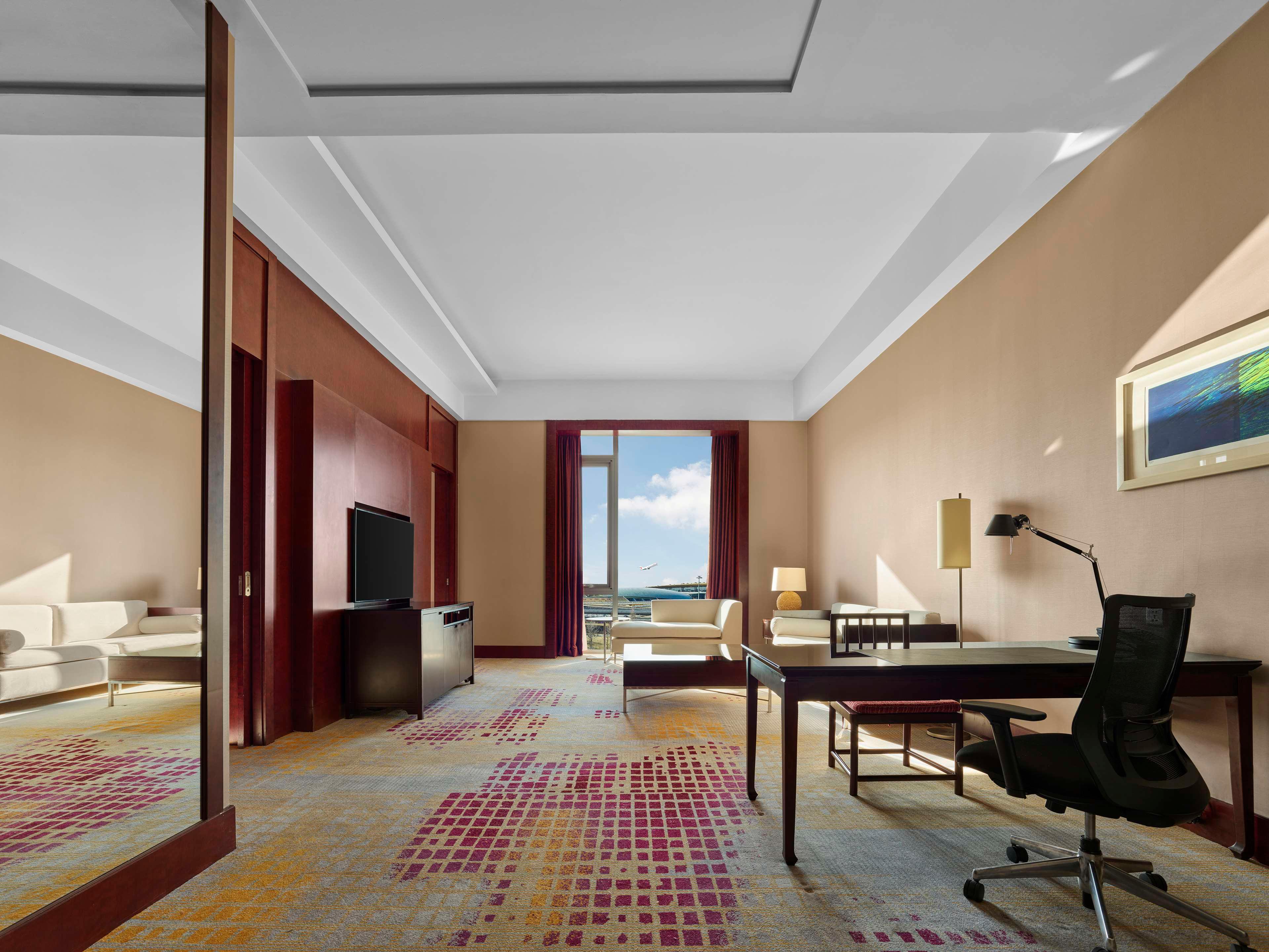 Suite Premier King Bed