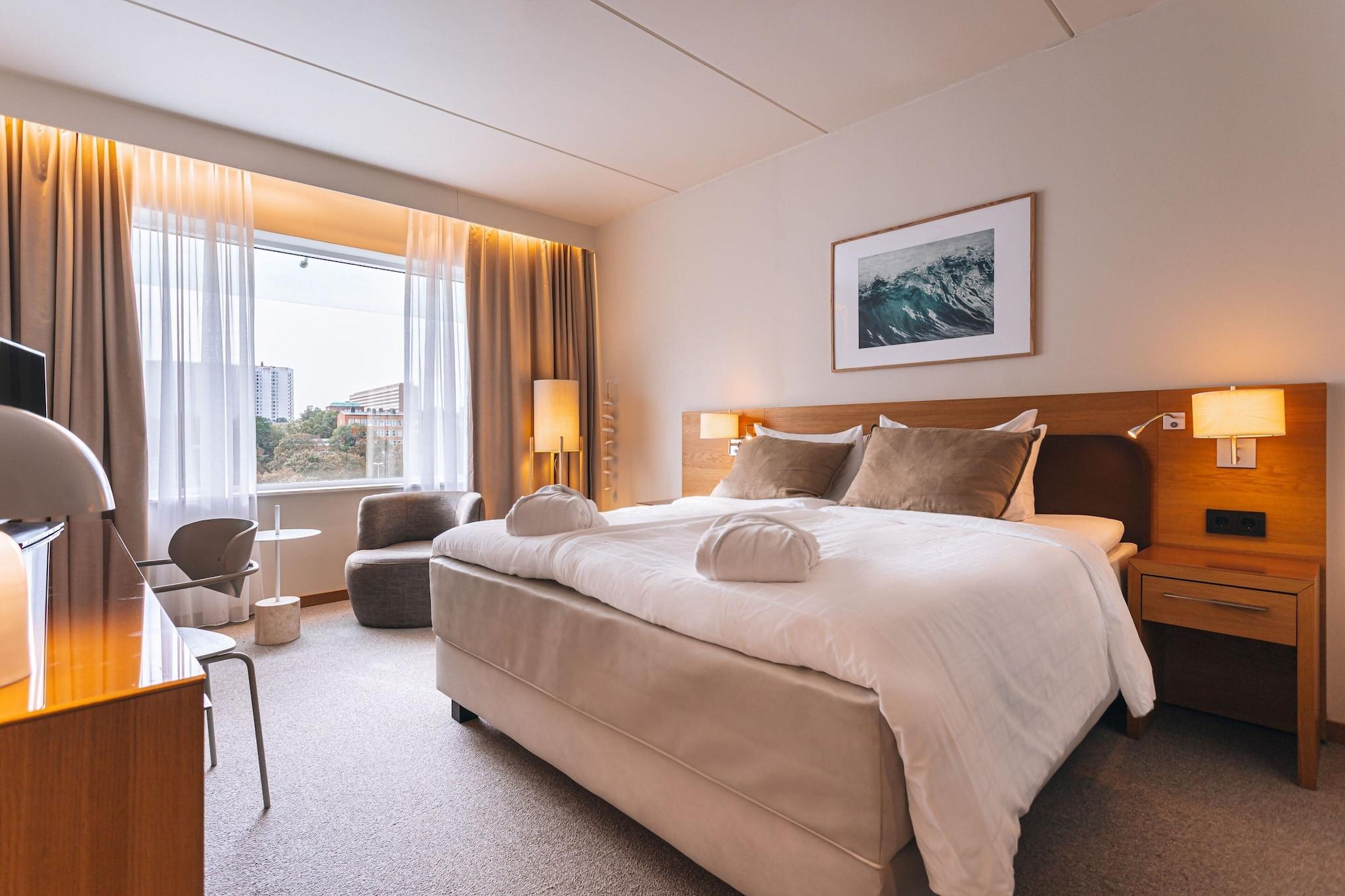 Double Premium with Views