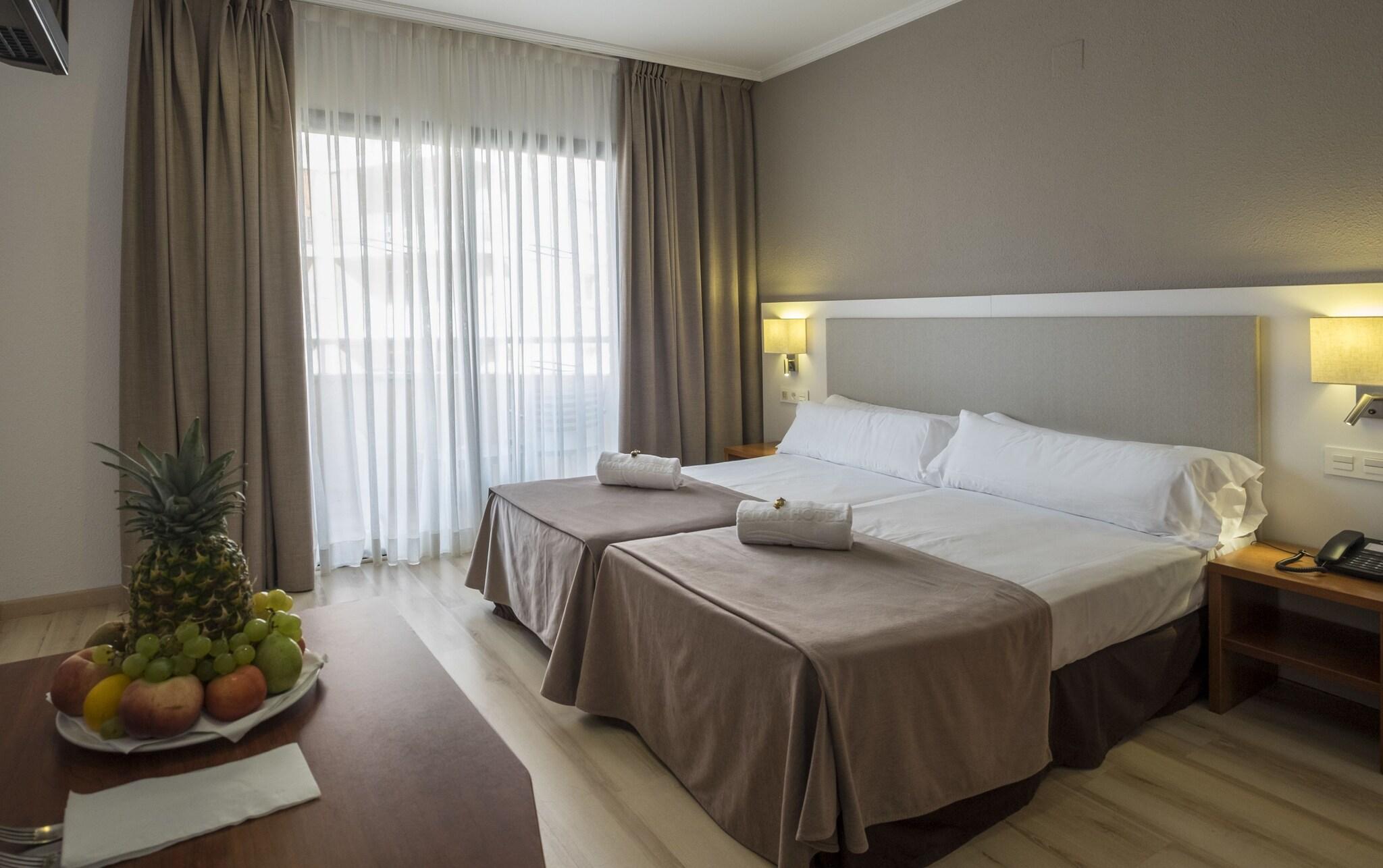 Double or Twin Two Beds